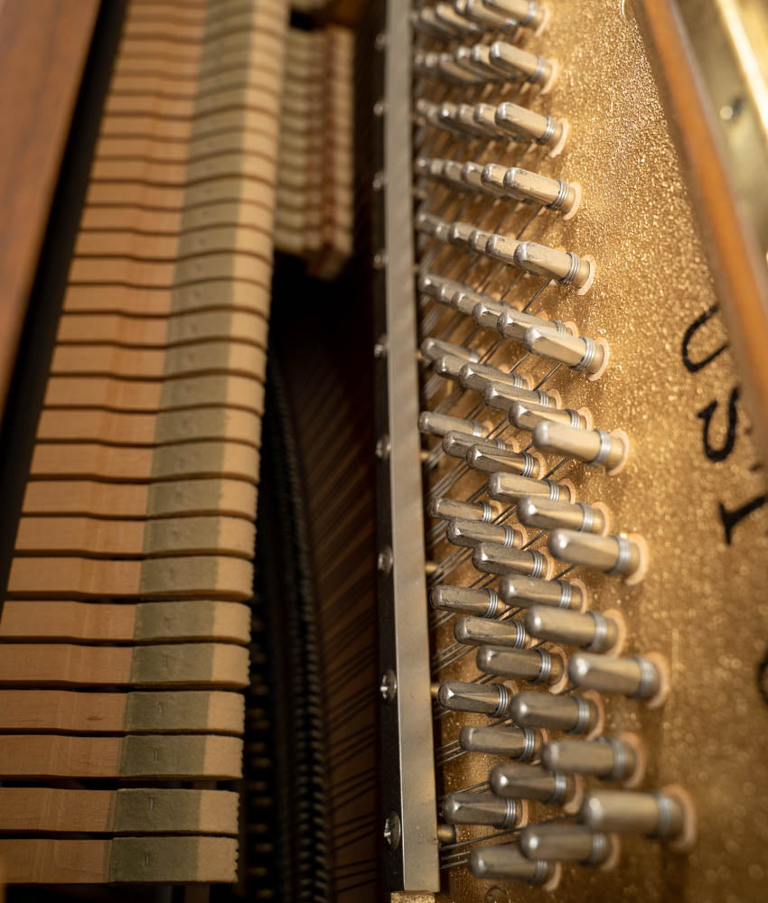 1980 Kawai 46 UST 6 Upright Piano in Satin Walnut Finish - Perfect for Home, Studio & Professional Use