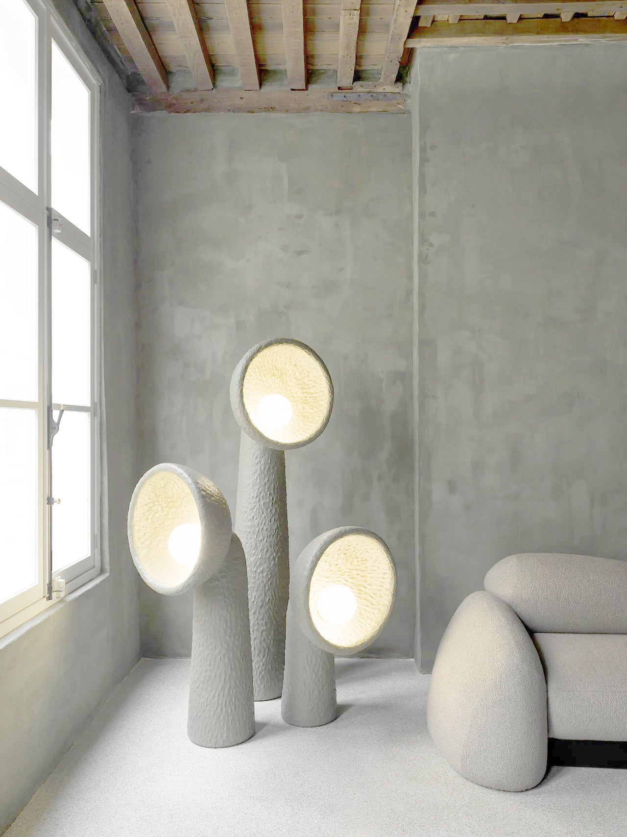 Echo Sculptural Floor Lamp - Modern LED Standing Light for Living Room, Bedroom & Office - Adjustable Brightness & Warm White Light - Perfect for Reading, Relaxing & Decor