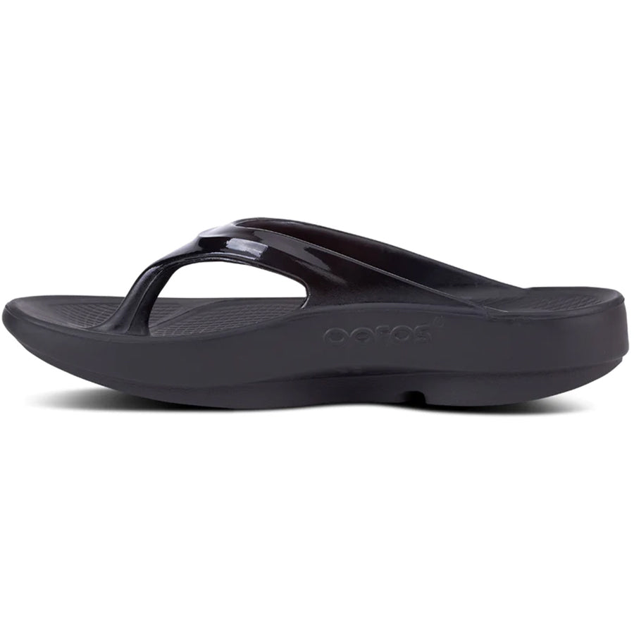 OOFOS OOlala Thong Sandals for Women - Comfortable Recovery Flip Flops for Post-Workout, Travel & Everyday Wear
