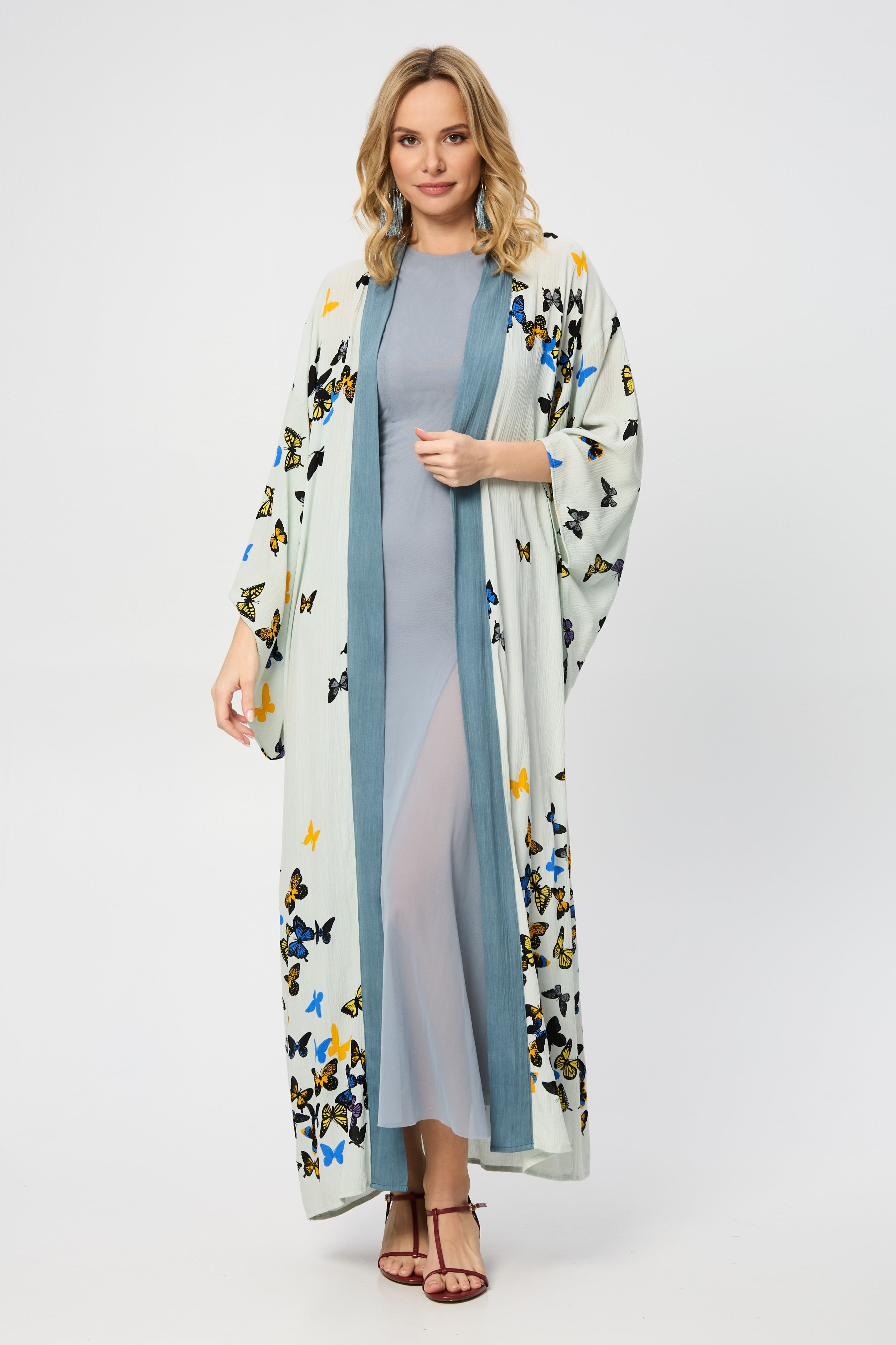 Butterfly Kisses Kimono Robe - Women's Floral Lightweight Bathrobe for Spa, Lounge & Beach Cover-Up - Soft Comfortable Sleepwear & Loungewear