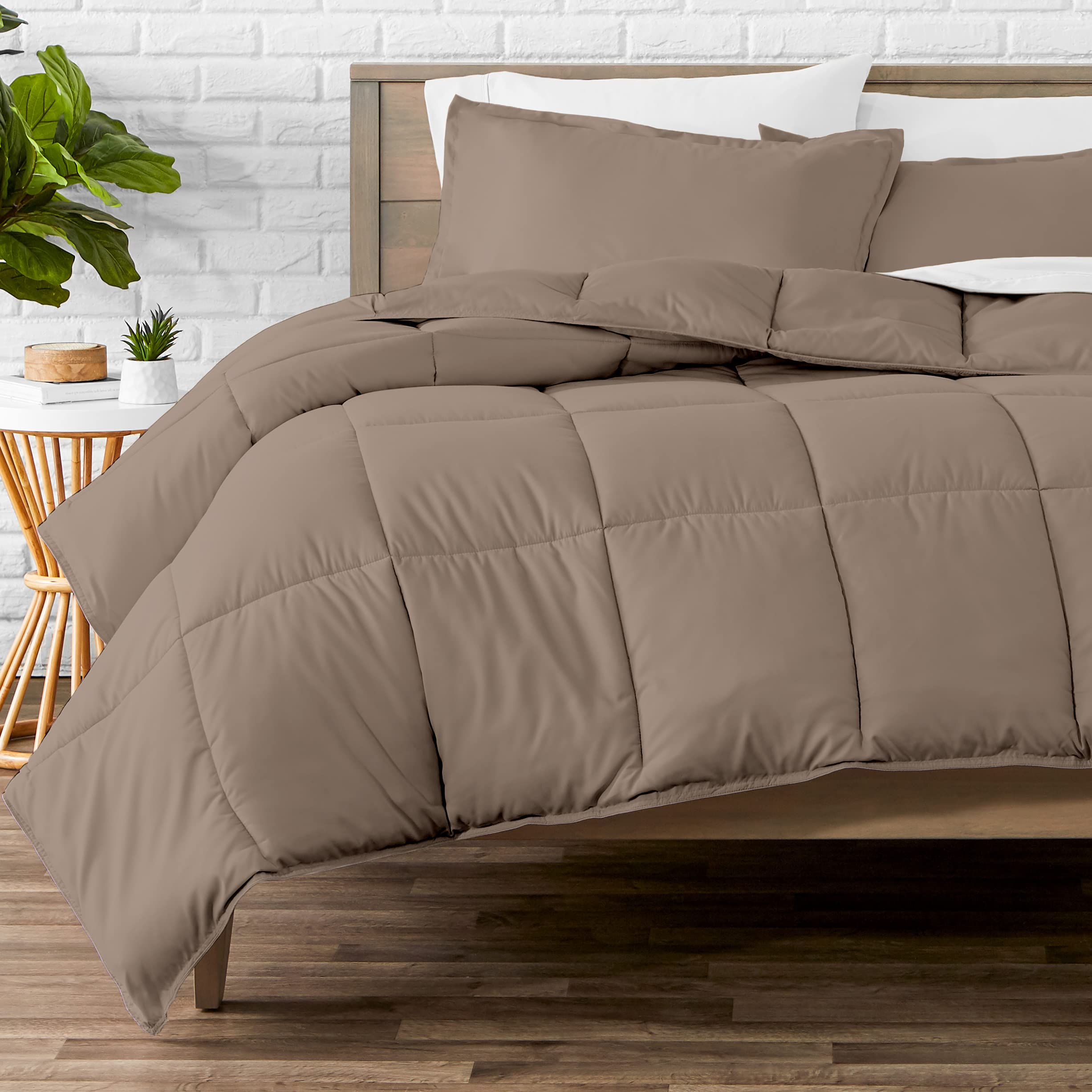 Lightweight Solid Comforter Set (Oversized King) with 2 Pillow Cases - 3-Piece Down Alternative Bedding - Taupe Luxury Comforter for All-Season Comfort - Perfect for Master Bedroom, Guest Room & Cozy Home Decor