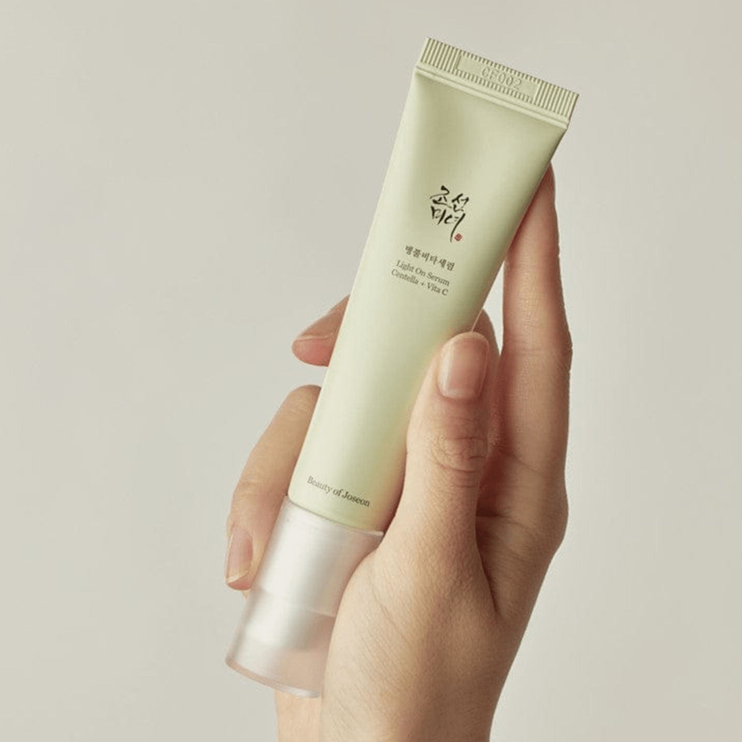 Beauty of Joseon Light On Serum with Centella Asiatica & Vitamin C - 30ml Brightening Facial Treatment for Glowing Skin | Perfect for Daily Skincare Routine & Anti-Aging Care