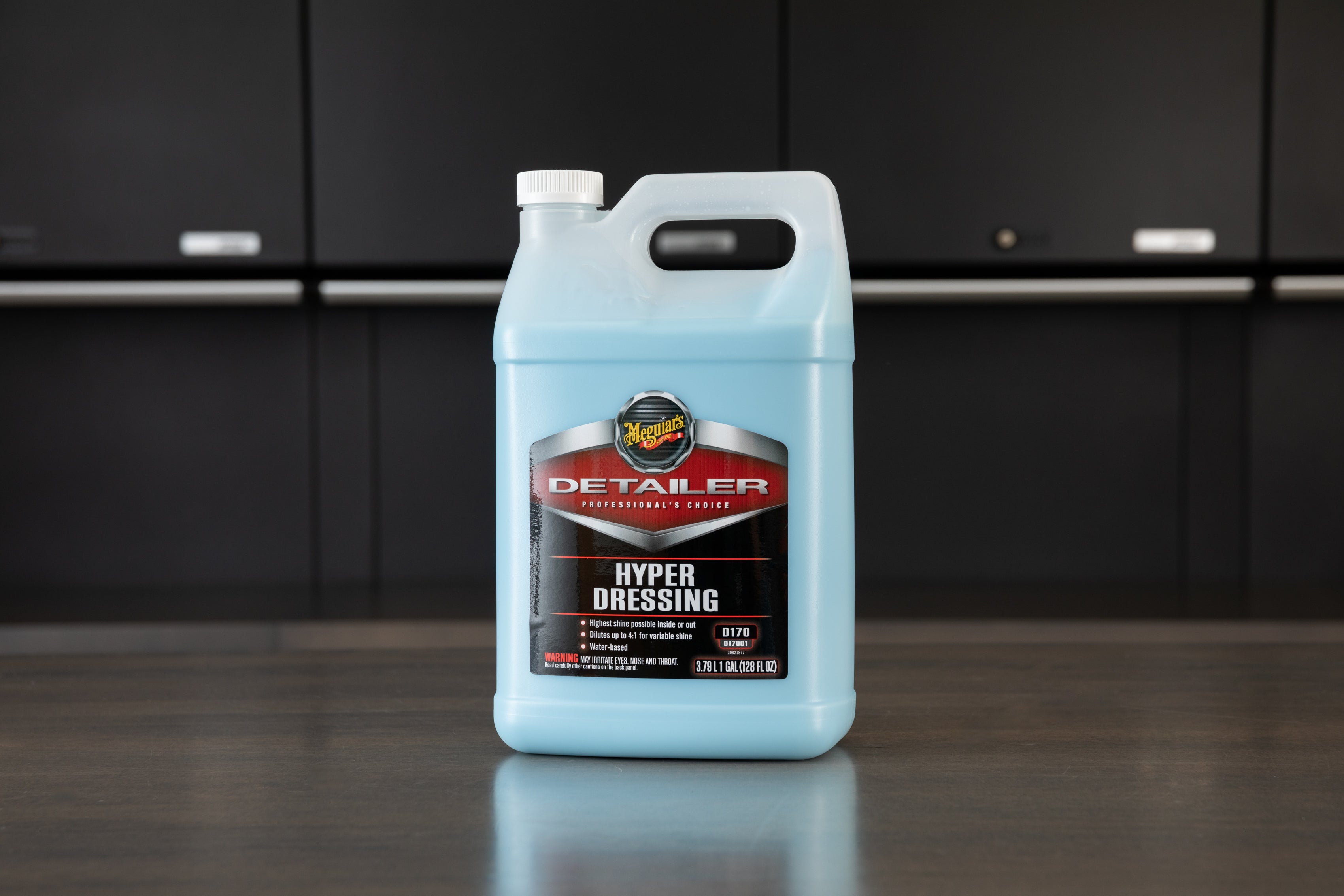 Meguiar's Hyper Dressing - Premium Car Detailing Spray for Tires, Trim & Engine - Perfect for Car Shows & Daily Vehicle Maintenance