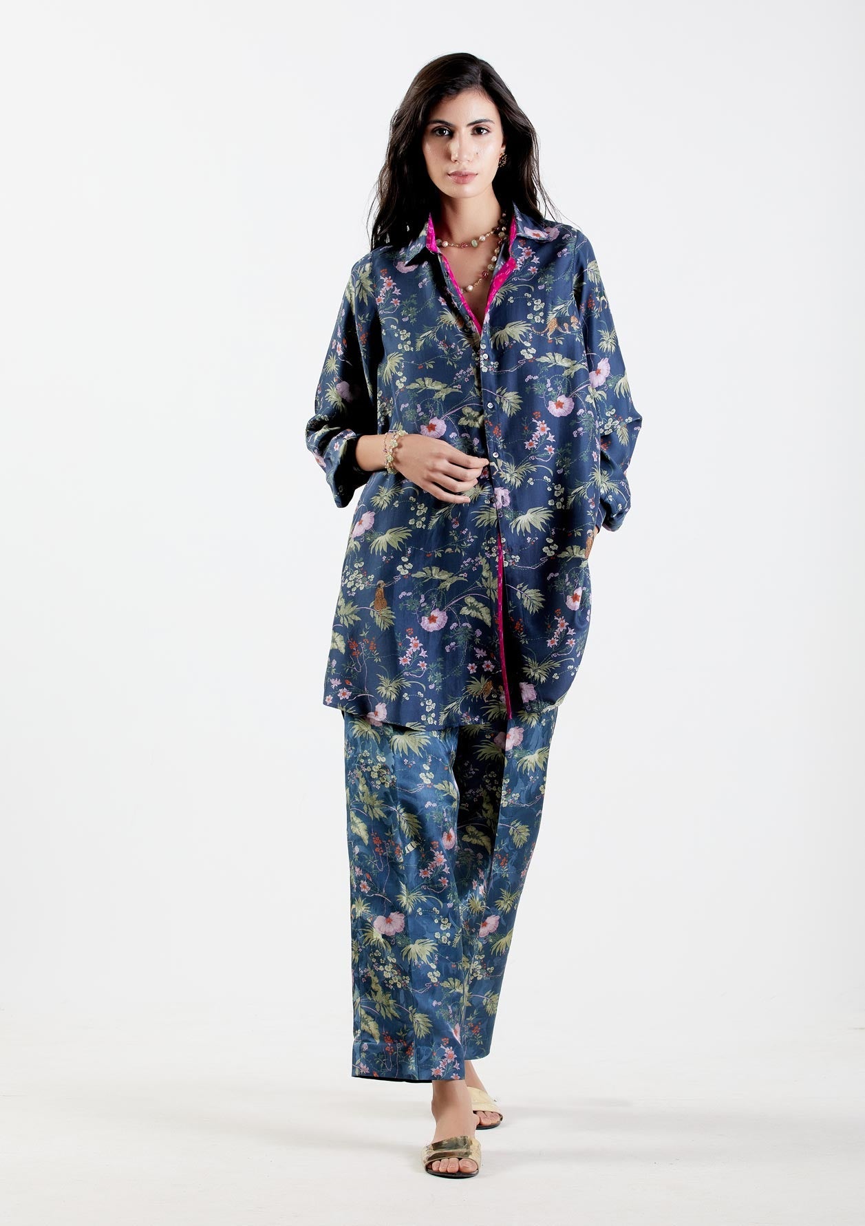 Luxury Oversized Silk Twirt for Women - Soft Twill Fabric in Midnight Blue - Perfect for Casual Wear, Office Outfits & Evening Events