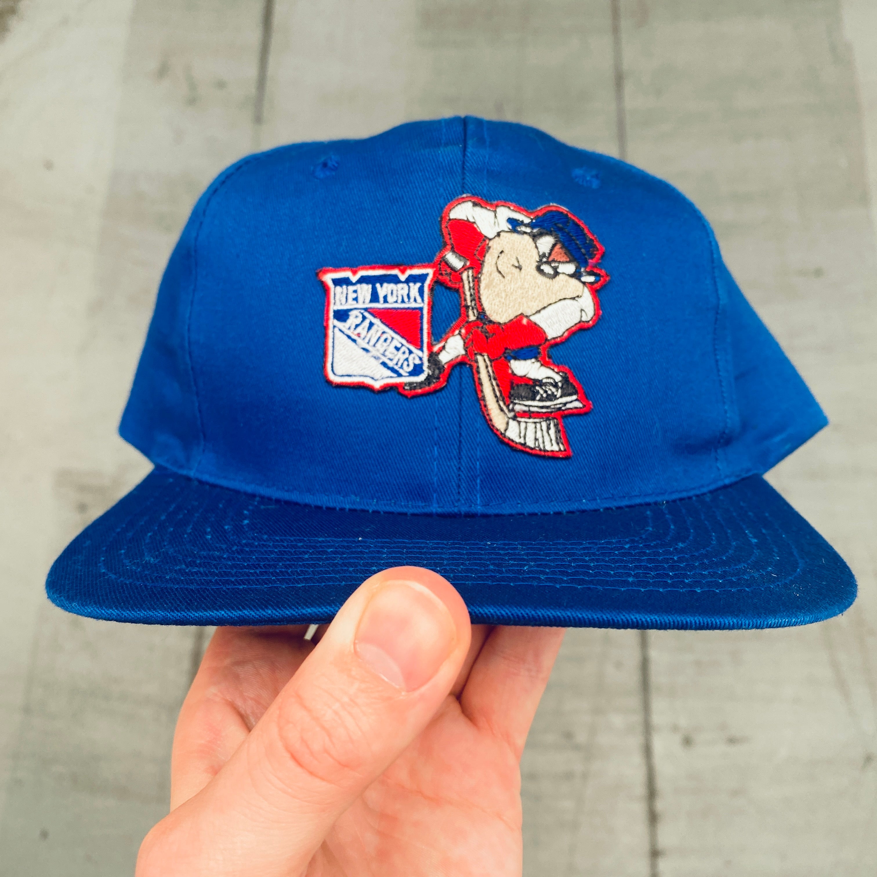 New York Rangers 1990s Vintage Taz Embroidered Snapback Hat - Retro Hockey Fan Gear for Men & Women - Perfect for Games, Collecting & Streetwear Fashion