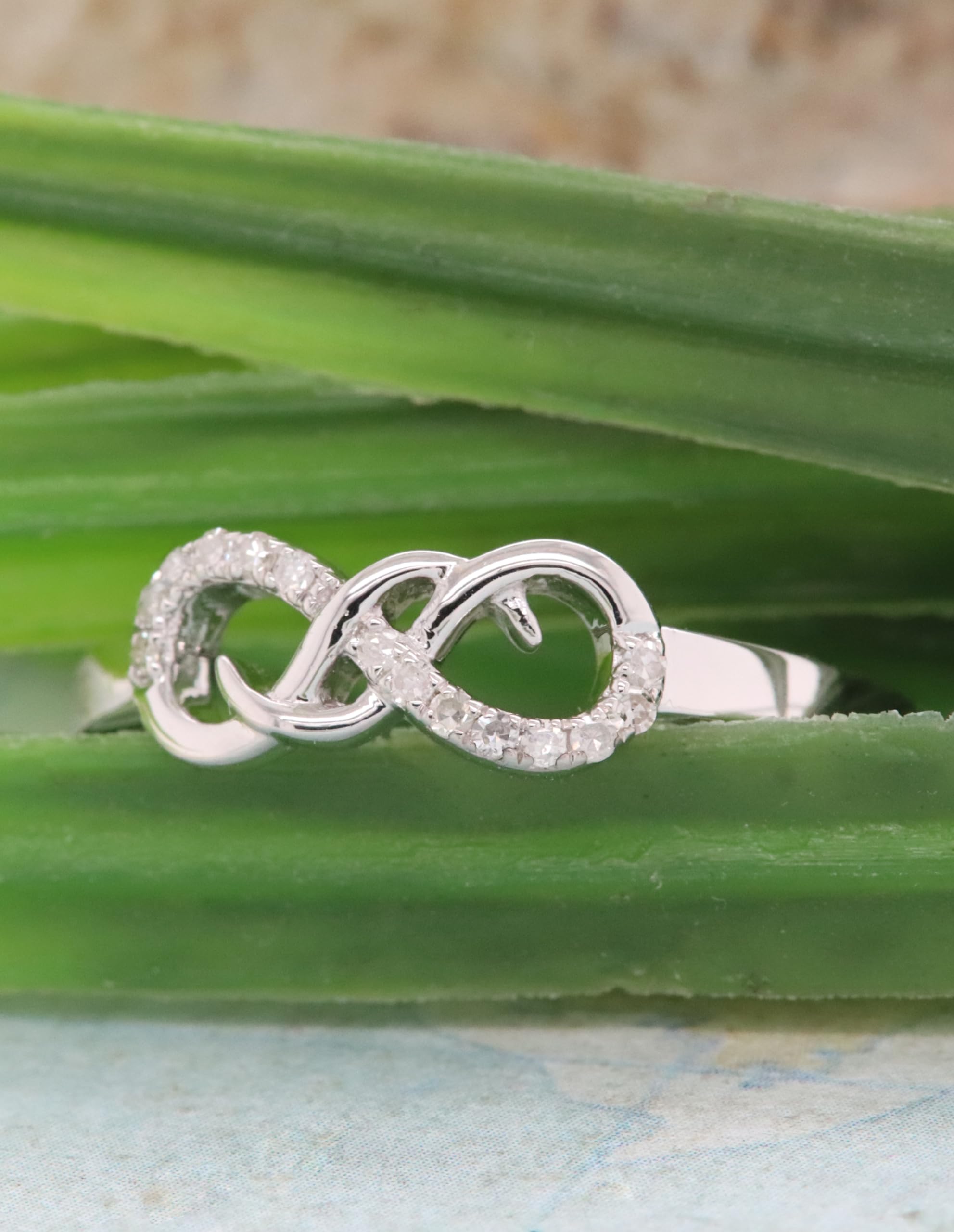Dazzlingrock 10K Solid Gold Round White Diamond Infinity Engagement Promise Ring for Women - Perfect for Proposals, Anniversaries & Special Occasions