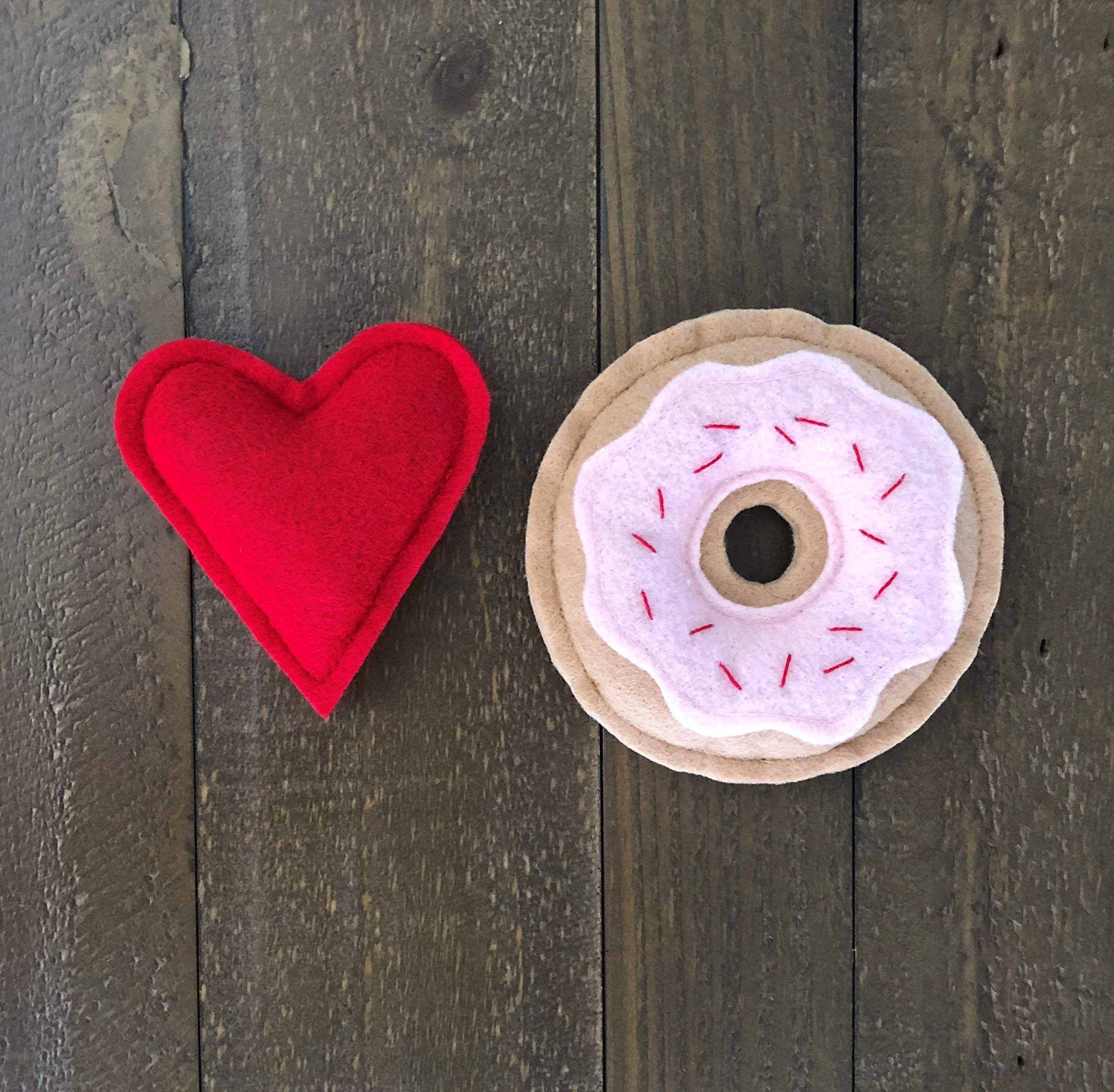 Organic Catnip Donut Toy for Cats - Fun & Safe Playtime for Kittens & Adult Cats - Perfect for Indoor Play, Training & Stress Relief