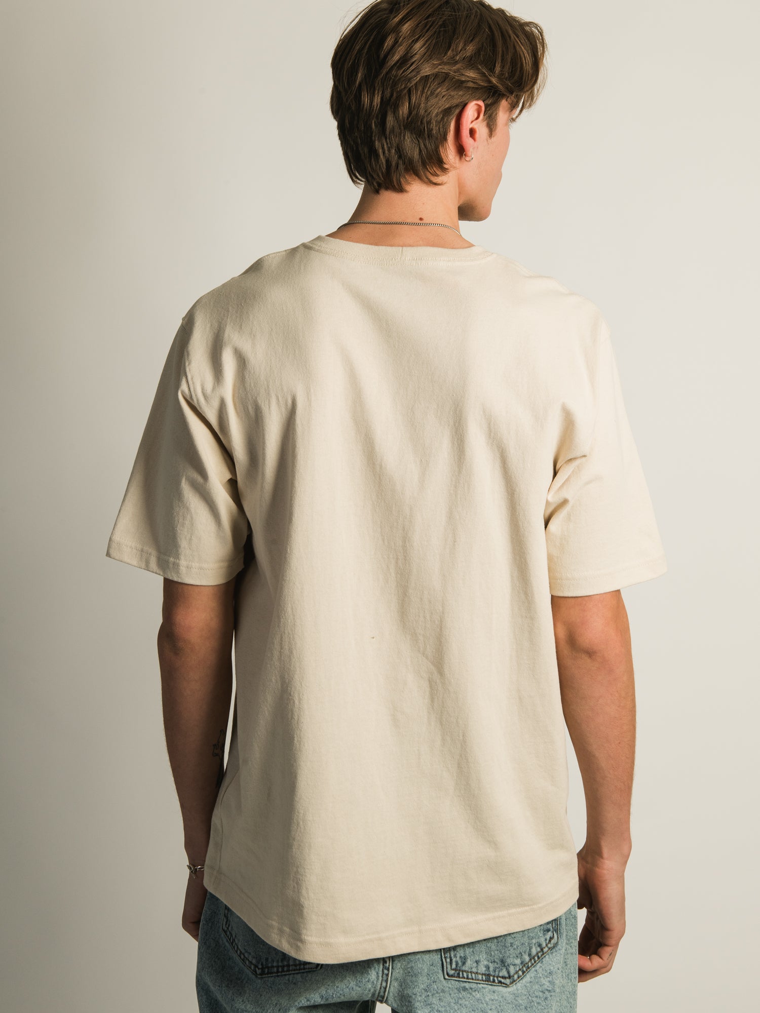 Carhartt Workwear Pocket T-Shirt for Men - Durable Cotton Short Sleeve Tee for Construction, Farming & Outdoor Work