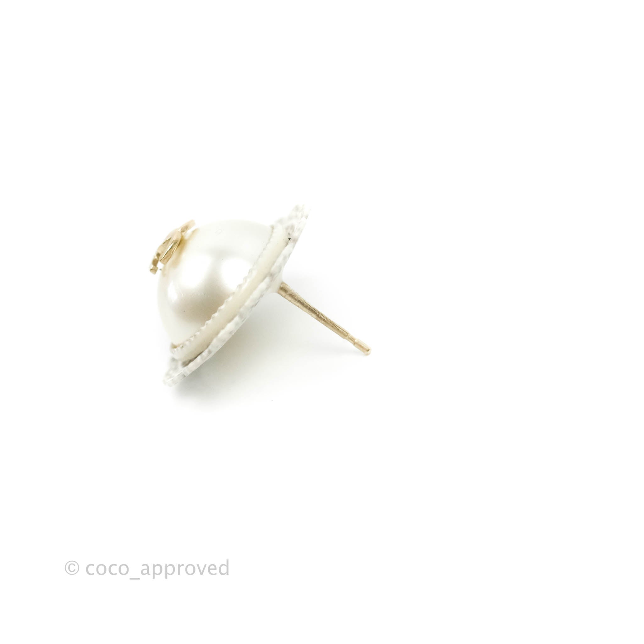 Chanel CC Pearl Round Earrings 15K Gold - Luxury Fashion Jewelry for Women | Perfect for Parties, Weddings & Special Occasions