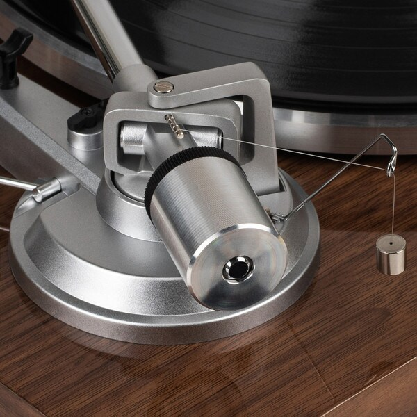 Dayton Audio TT1 Belt-Drive Turntable with Built-in Preamp - Vintage Vinyl Record Player for Home Audio & DJ Setup