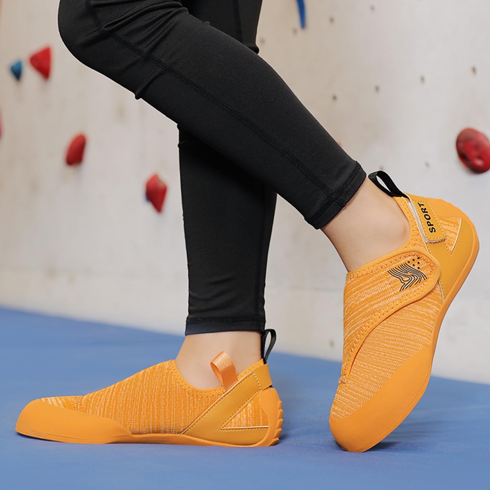 **Women's Non-Slip Rock Climbing Shoes – Breathable Mesh Indoor Climbing Sneakers for Bouldering & Gym Training | Perfect for Climbing Gyms, Outdoor Adventures & Fitness Workouts**