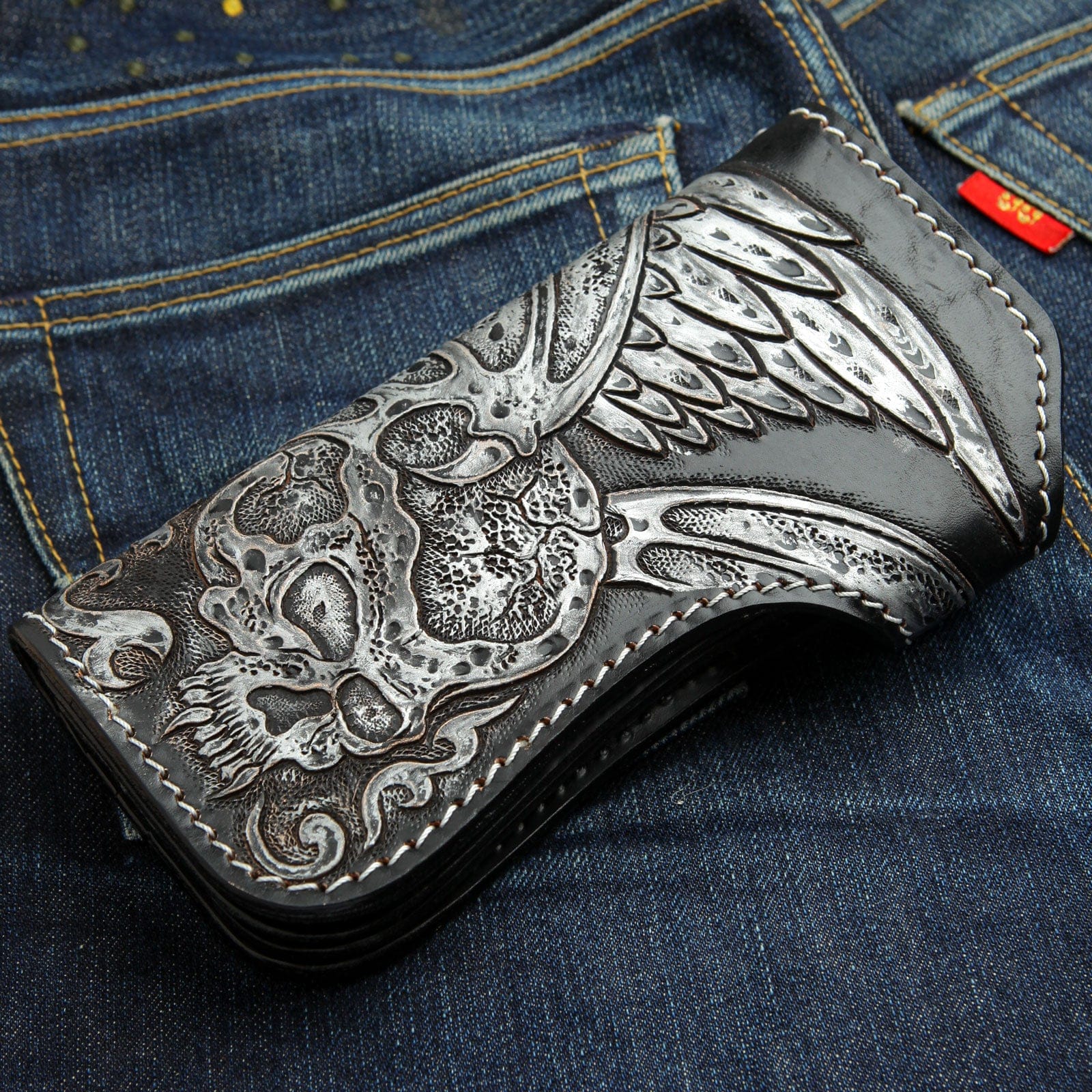 Tribal Skull Carved Genuine Leather Biker Wallet for Men - Stylish Motorcycle Wallet with RFID Protection - Perfect for Bikers, Riders & Outdoor Enthusiasts