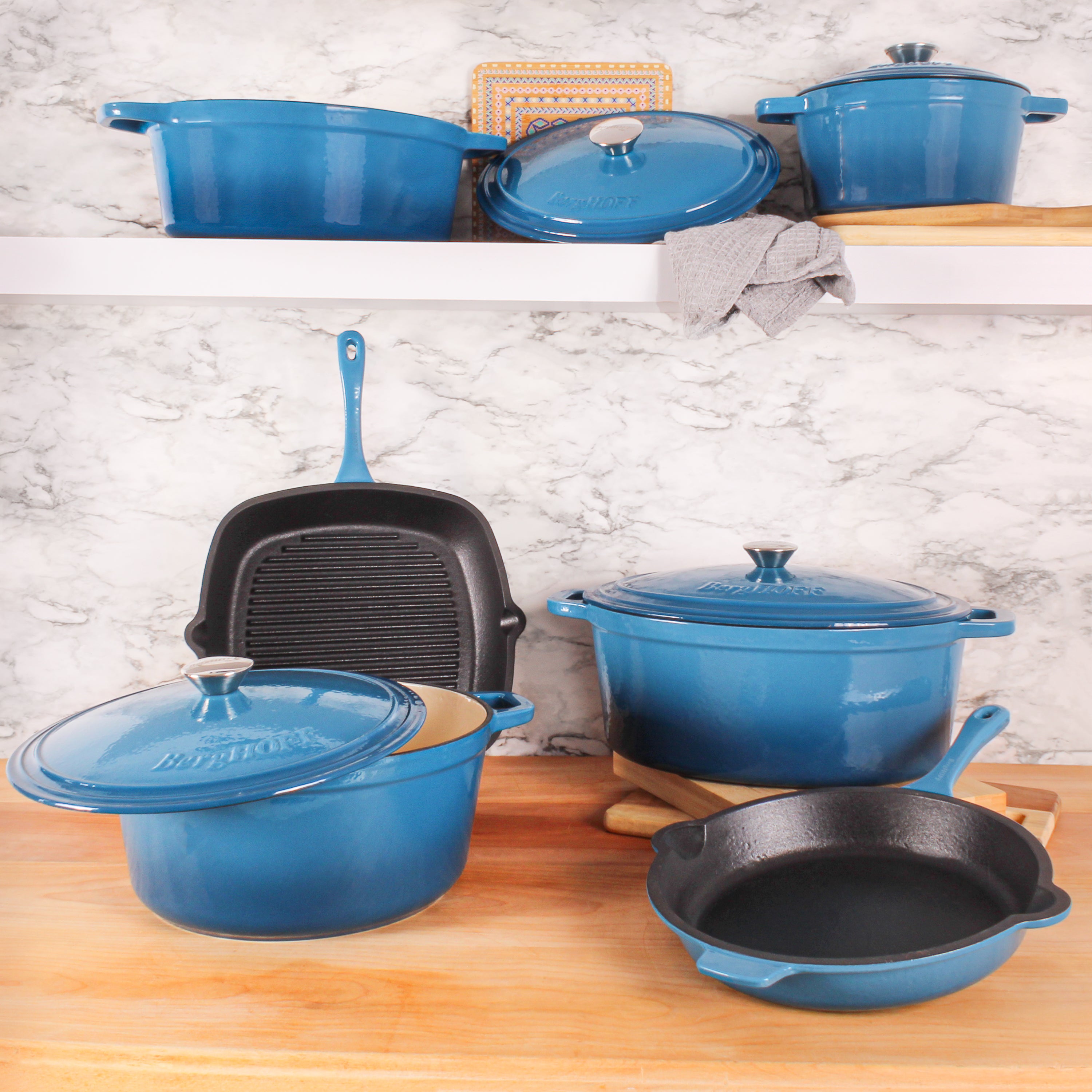 BergHOFF Neo Cast Iron 3-Quart Round Dutch Oven with Lid - Blue Enameled Cookware for Baking, Braising & Slow Cooking | Stovetop to Oven Safe