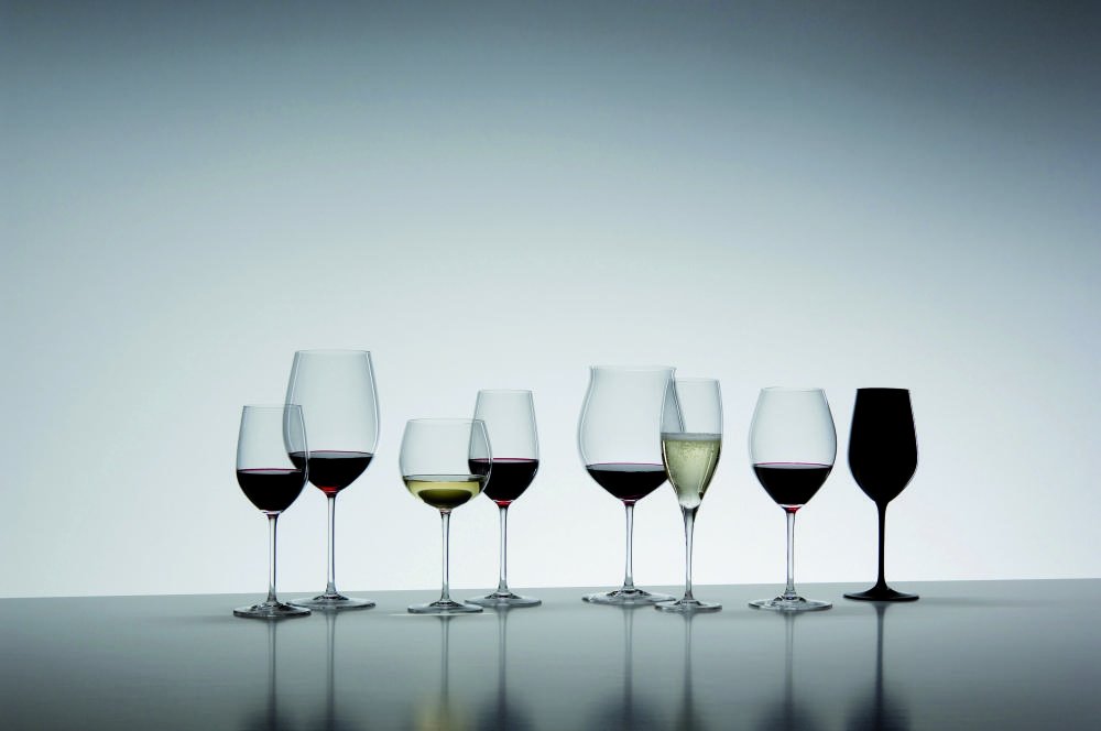 Riedel Sommeliers Bordeaux Wine Glasses Set of 2 - Premium Crystal Red Wine Glasses for Mature Bordeaux & Fine Wines - Perfect for Wine Tasting, Dinner Parties & Gift Giving