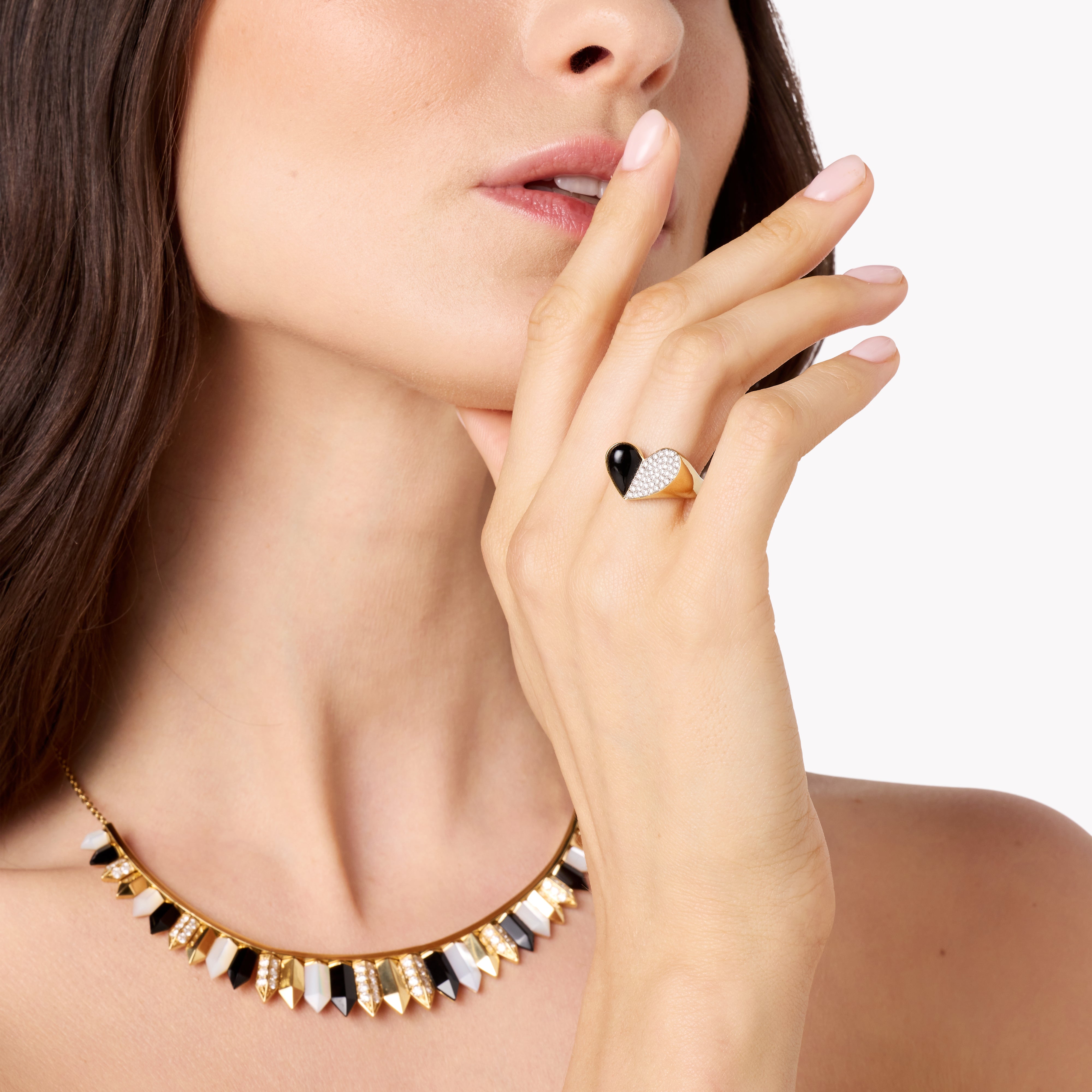 Penacho Free Moving Necklace for Women - Elegant Adjustable Layering Pendant Jewelry Gift for Birthday, Anniversary & Special Occasions