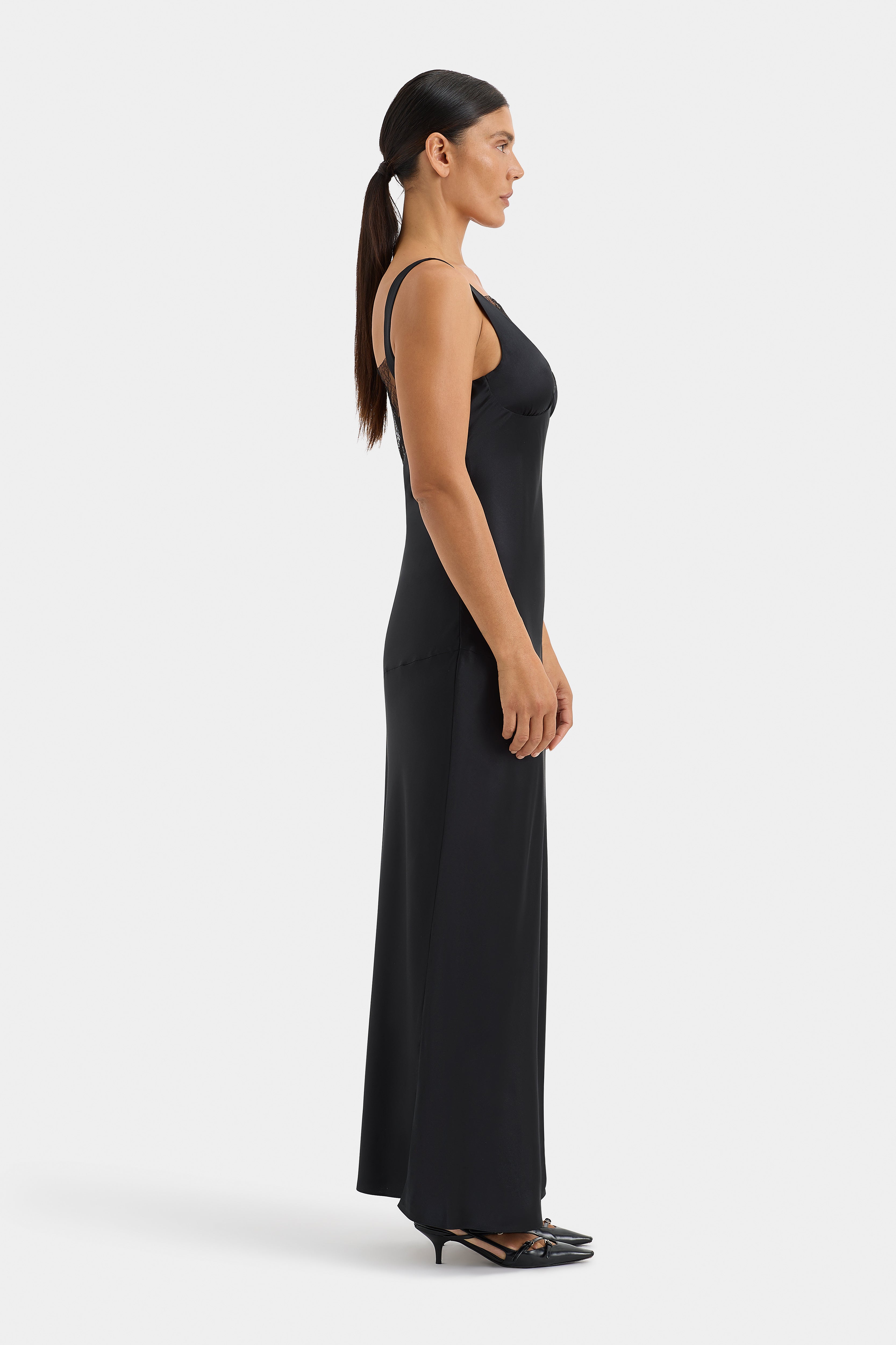 Elegant Black Dunya Lace Gown for Women - Perfect for Weddings, Parties & Special Occasions
