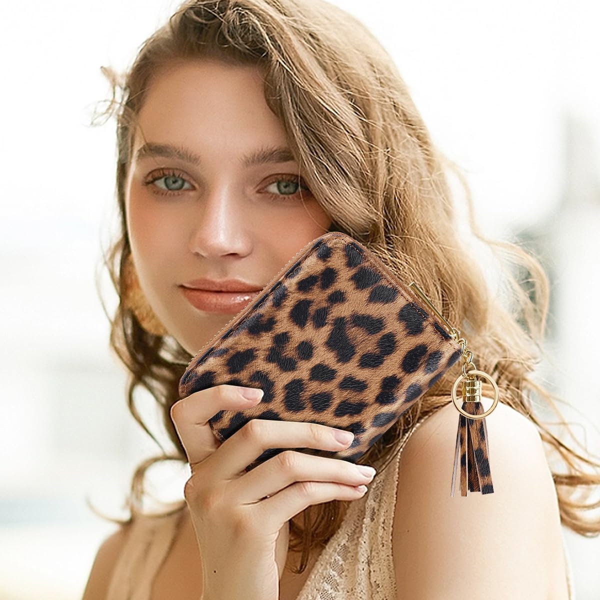 Stylish RFID Blocking Glitter Credit Card Holder for Women - Compact & Secure Small Wallet for Cards, ID & Cash - Perfect for Travel, Shopping & Everyday Use