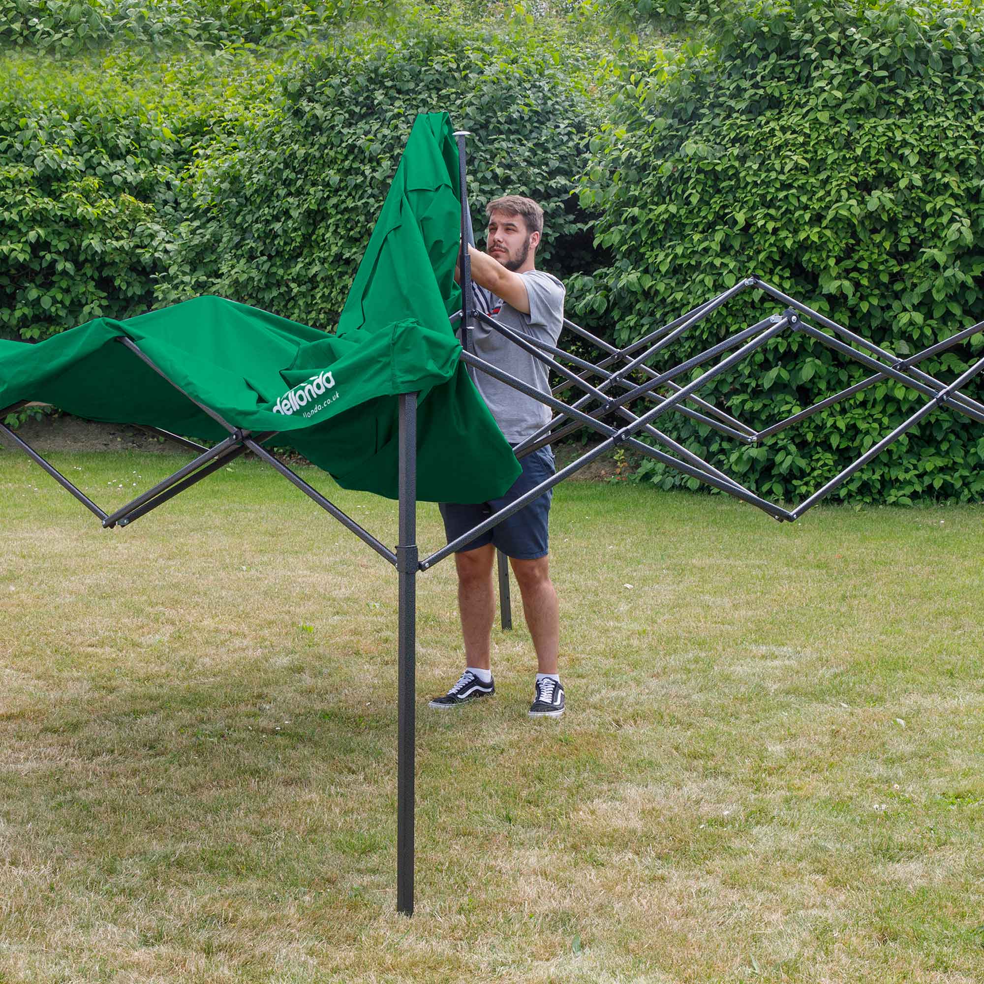 Premium 3x3m Pop Up Gazebo with Waterproof Side Walls - Portable Canopy Tent with Carry Bag, Stakes & Weight Bags - Green (DG166) - Perfect for Camping, Backyard Parties & Outdoor Events
