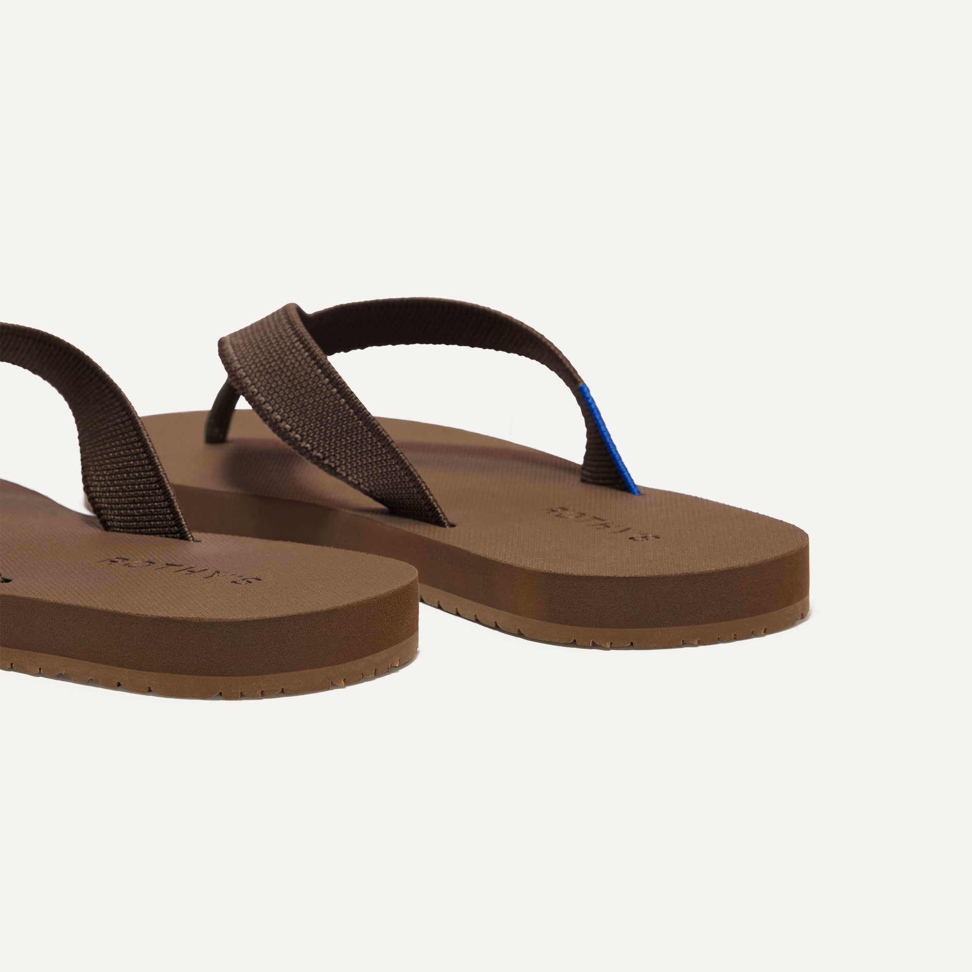 Men's Comfortable Flip Flops - Driftwood Brown Color | Perfect for Beach, Pool, and Summer Outdoor Activities