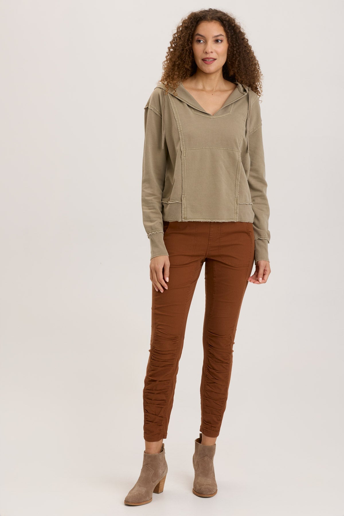 Rosalyn Hoodie Tanglewood Pigment - Stylish Women's Pullover Sweatshirt for Casual Wear & Outdoor Activities