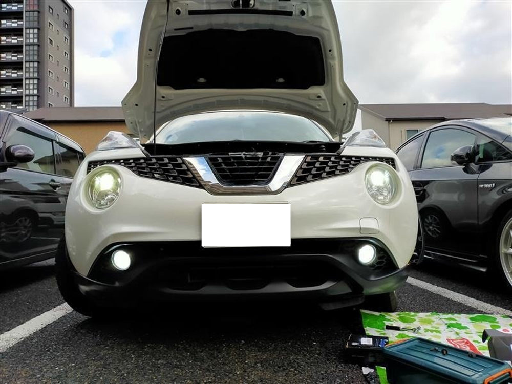 20W High Power LED Fog Light Kit with Clear Lens & 3 Stripe White - Compatible with Nissan Infiniti - Perfect for Night Driving & Foggy Conditions