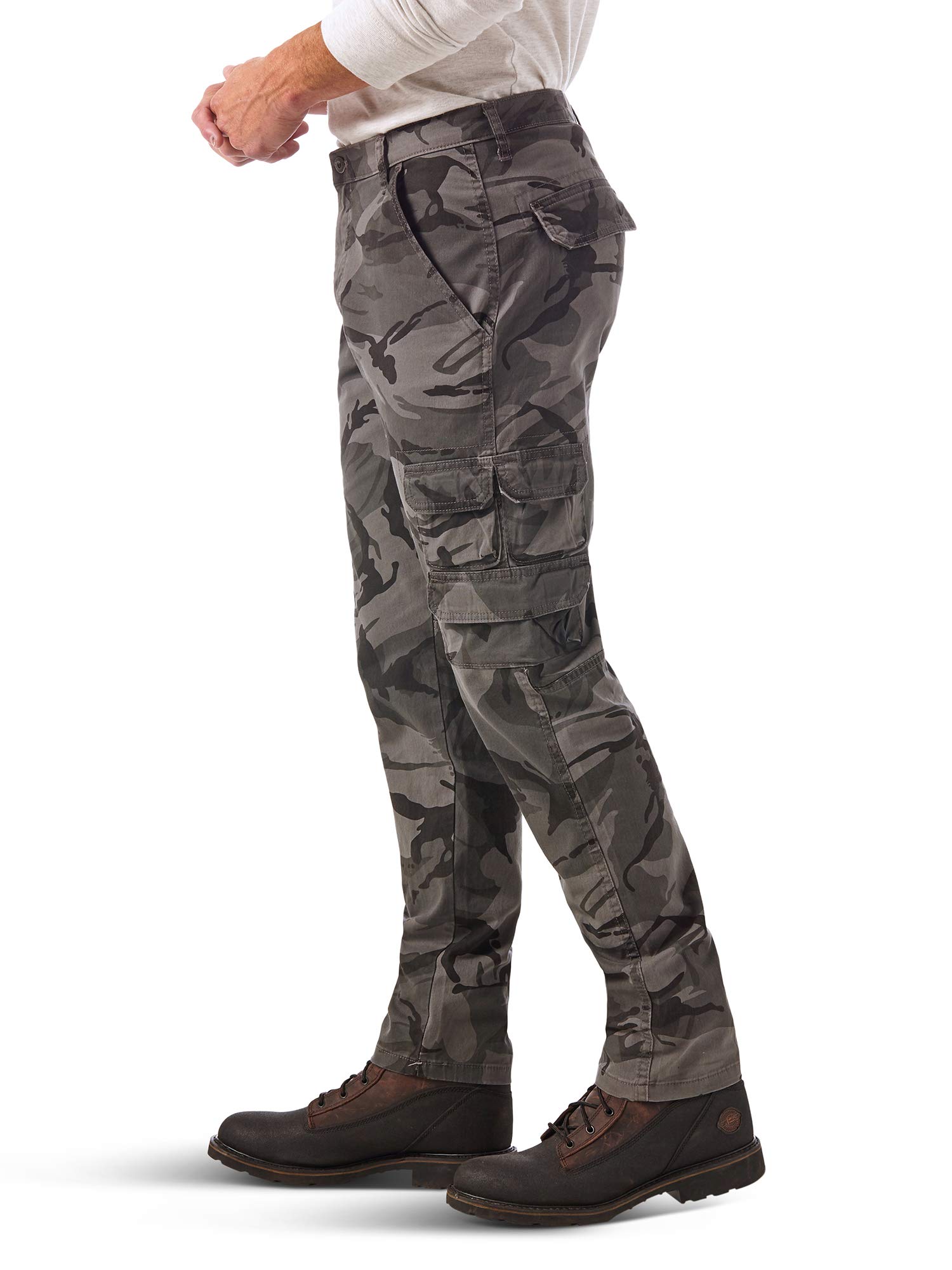 Wrangler Authentics Men's Regular Tapered Cargo Pants - Durable Work & Outdoor Pants for Hiking, Camping & Everyday Wear
