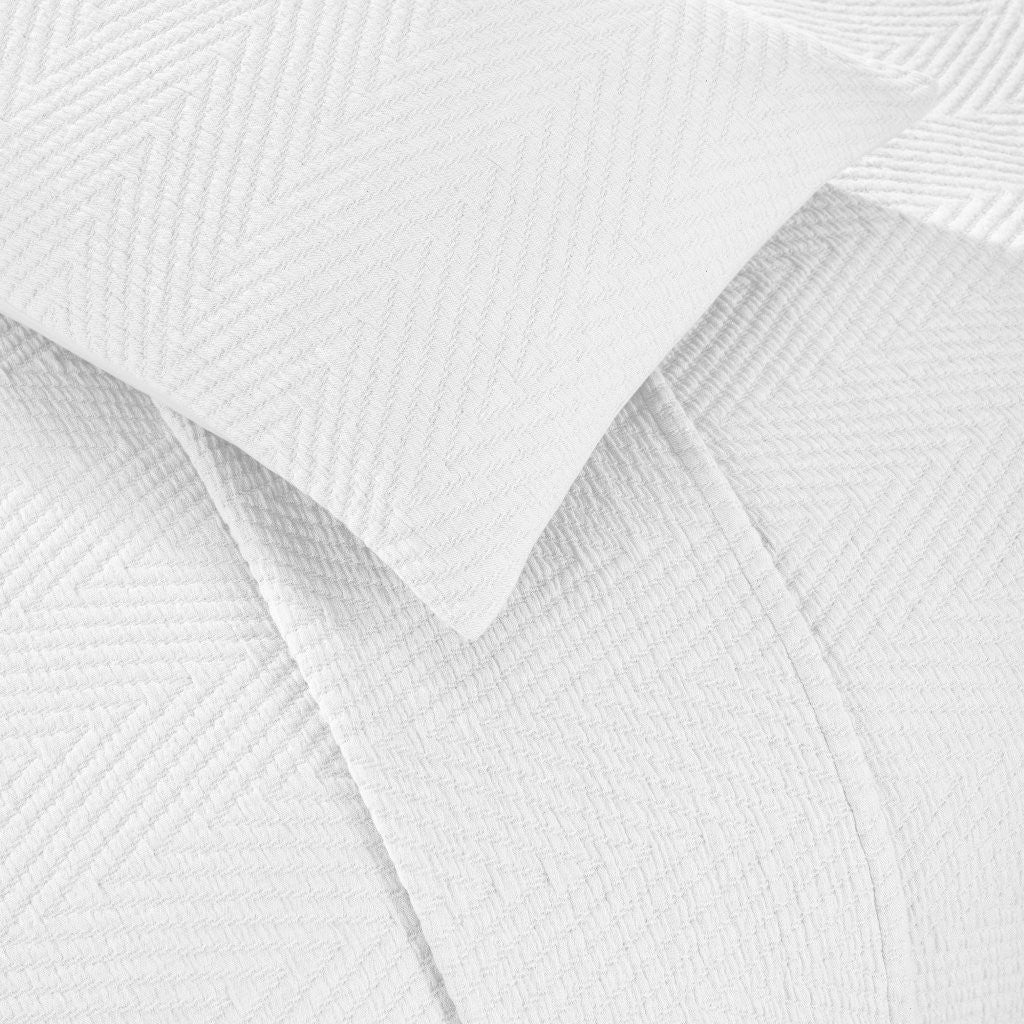 Premium Aswan Cotton Medium Weight Textured Modern Chevron Woven Coverlet - Soft & Breathable Bedspread for All-Season Comfort | Perfect for Master Bedroom, Guest Room & Cozy Home Decor