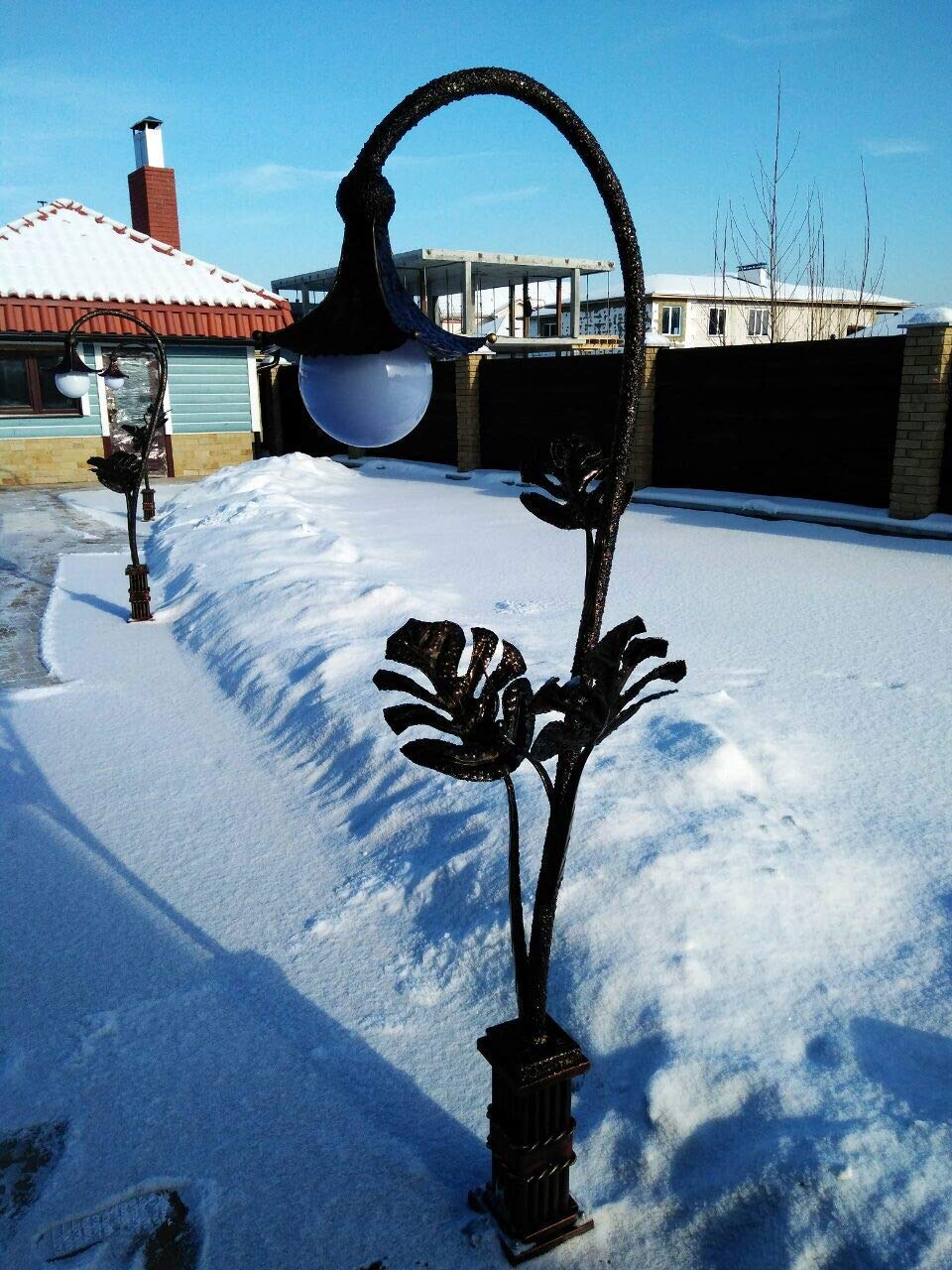 Solar Powered Garden Lanterns - Waterproof Fairy Lights for Outdoor Decor, Patio, Yard & Pathway Lighting - Elegant Garden Sculpture & Landscape Accessories for Wedding, Party & Backyard Decorations