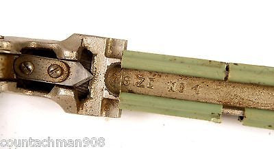 Edlund #1 Manual Can Opener - Heavy Duty Commercial Grade Kitchen Tool for Restaurants, Camping & Home Use