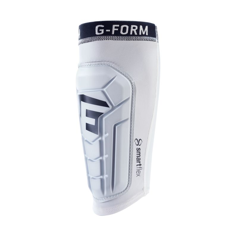 G FORM PRO S VENTO SHINGUARD - Lightweight Protective Soccer Shin Guards for Men & Women - Perfect for Football, Rugby, and Training Sessions