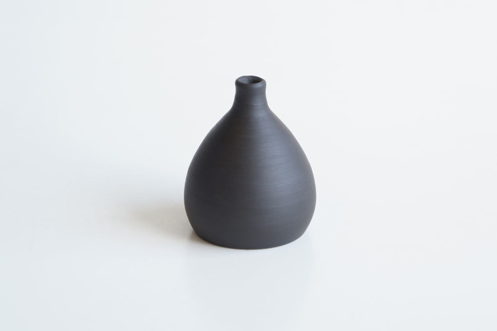 RYO Glass Vase for Single Flower - Elegant Minimalist Home Decor, Perfect for Dining Table, Wedding Centerpiece, and Office Desk Decoration