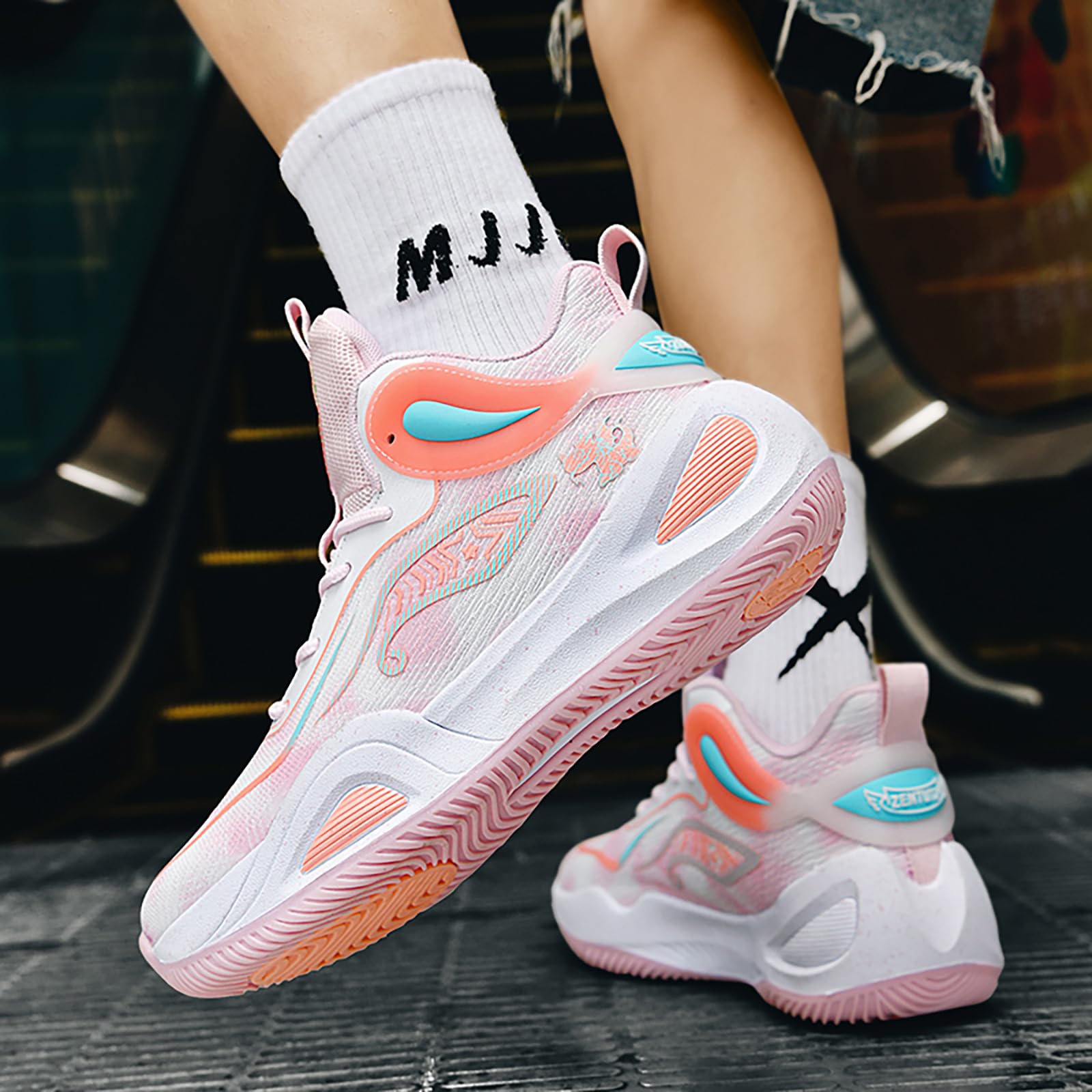 Best High Top Basketball Shoes for Men & Women - Breathable Anti-Slip Sneakers for Sports, Gym & Street Fashion