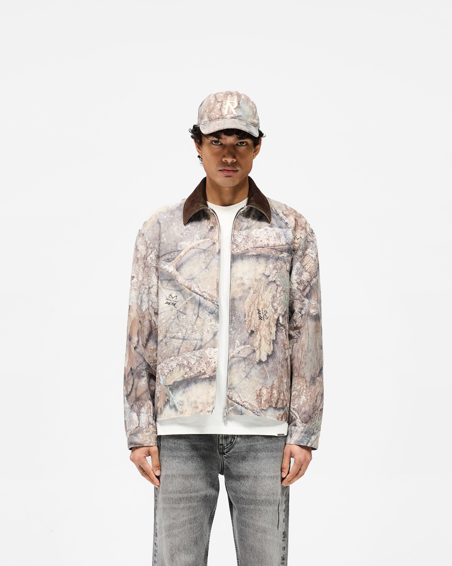 Realtree® Camo Trucker Jacket for Men - Waterproof Hunting Jacket with Warm Fleece Lining - Perfect for Outdoor Adventures, Hunting & Camping