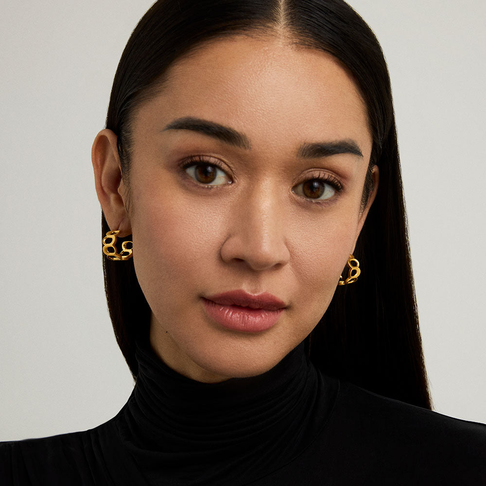 Crosby Link Huggie Hoop Earrings - 14K Gold Huggie Hoops for Women - Perfect for Everyday Wear, Work & Special Occasions