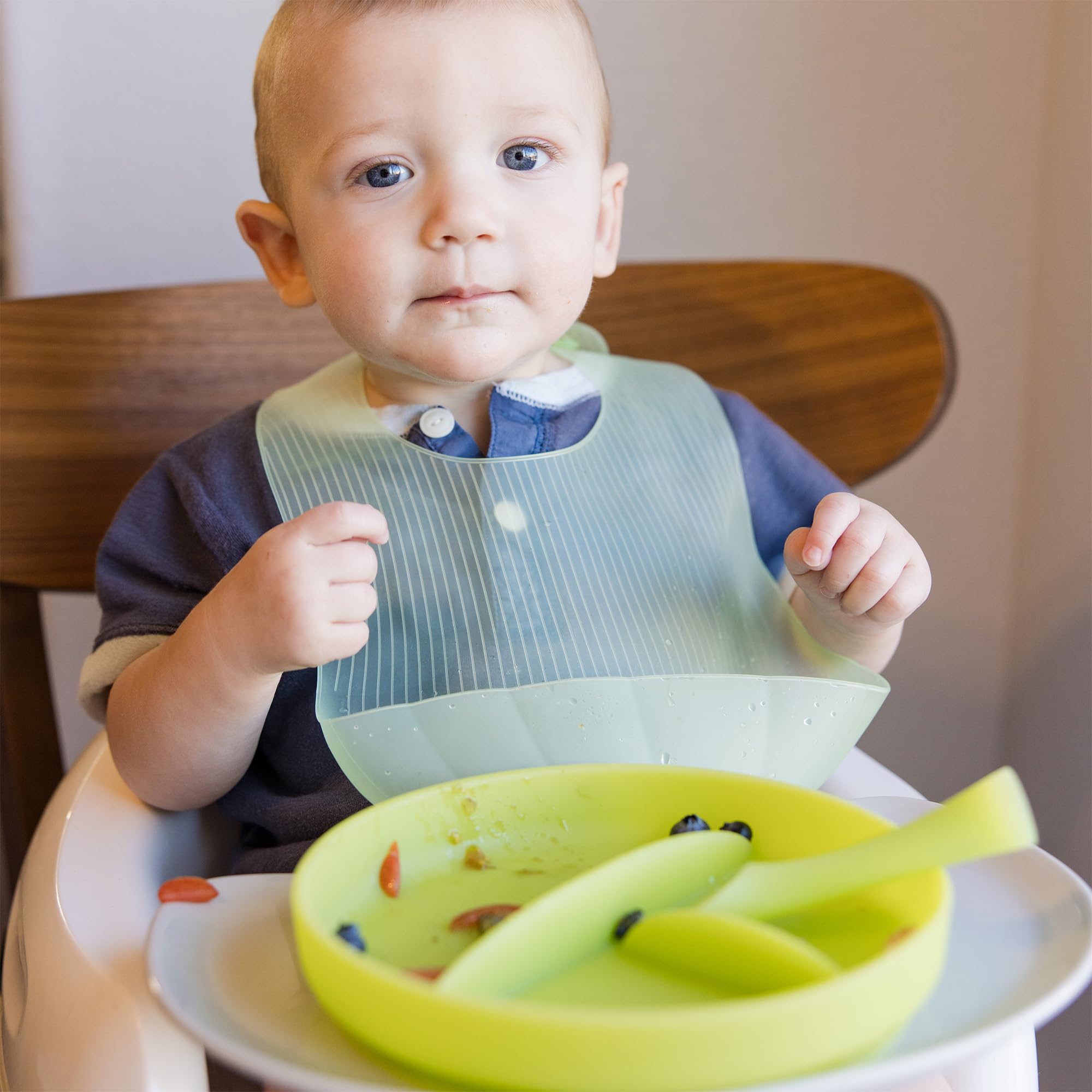 Olababy 100% Silicone Suction Plate for Toddlers - Non-Slip Divided Baby Plates for Self Feeding | BPA-Free Microwave & Dishwasher Safe Kids Dinnerware | Perfect for Baby Registry, High Chair & Travel (Blueberry) - Ideal for Mess-Free Meals at Home, Daycare or On-The-Go