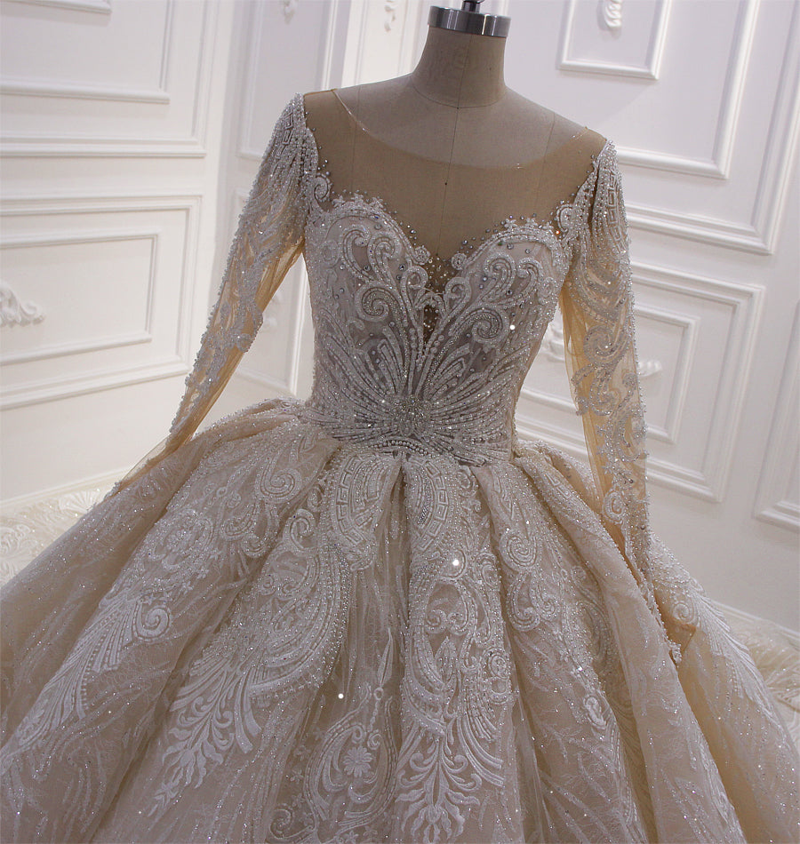 Elegant Long Sleeve Lace Appliques Champagne Wedding Dress - Perfect for Bridal Gowns, Formal Events & Special Occasions