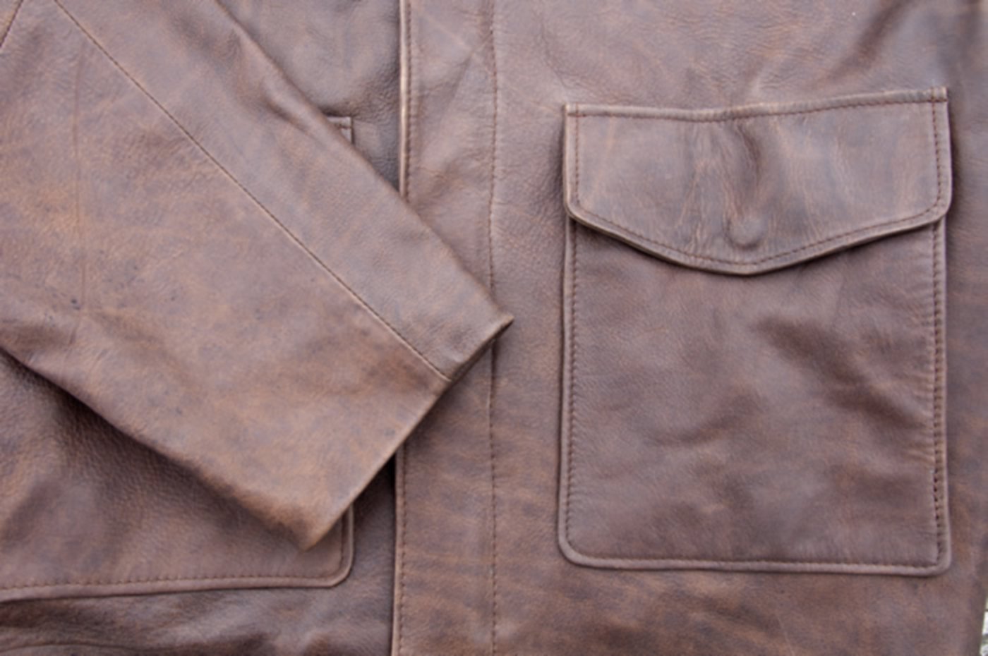 Noble House Indiana Jones Leather Jacket - Genuine Steerhide Brown Distressed Vintage Style | Perfect for Cosplay, Halloween Costume & Adventure Themed Events