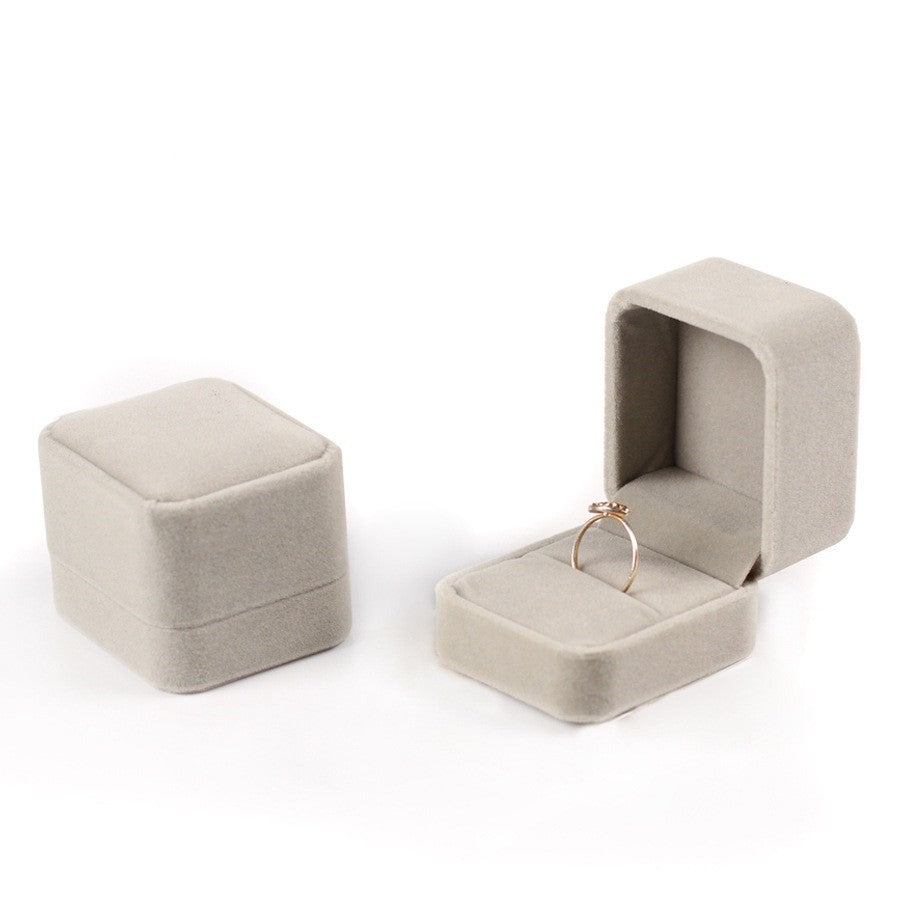 Soft Flannel Jewelry Box with Velvet Lining - Elegant Storage for Rings, Necklaces & Earrings - Perfect for Travel, Gifts & Home Organization