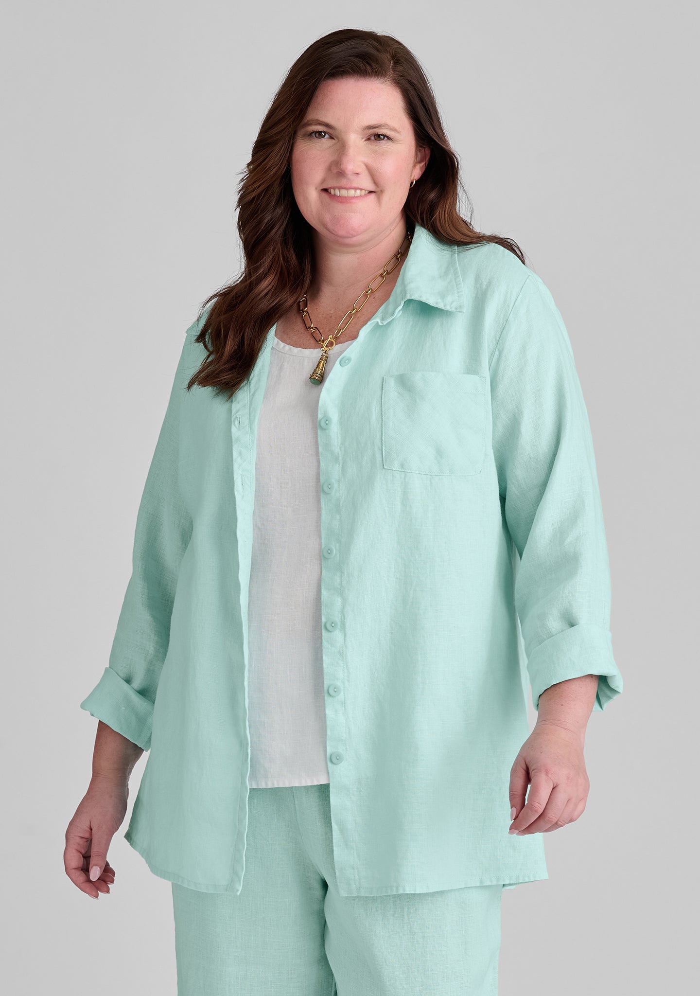 Stylish Bias Back Linen Shirt for Women - Breathable Summer Blouse for Casual Outings & Beach Vacations