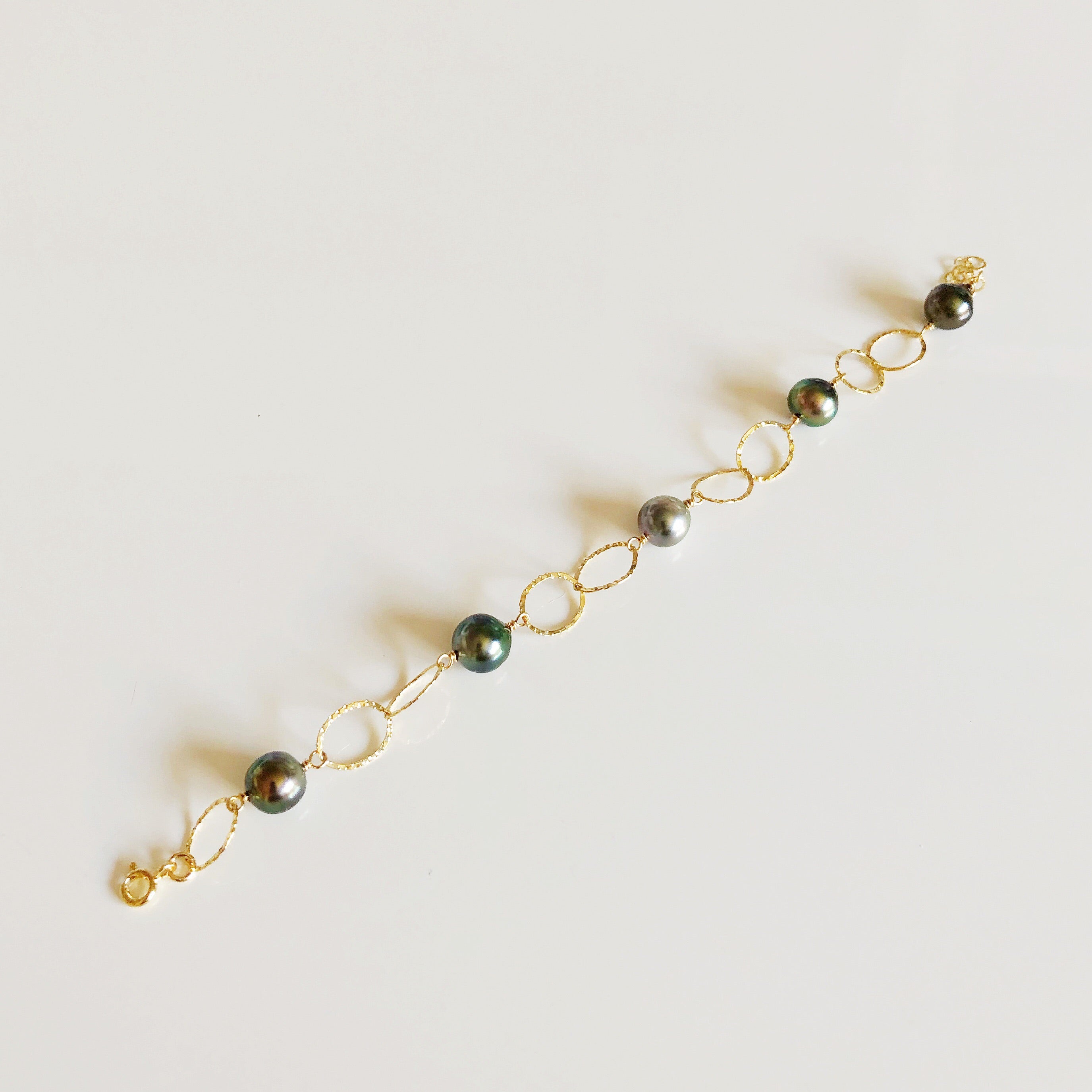 ABELLA Tahitian Pearl Bracelet (B396) - Elegant Jewelry for Women, Perfect for Weddings, Parties & Special Occasions