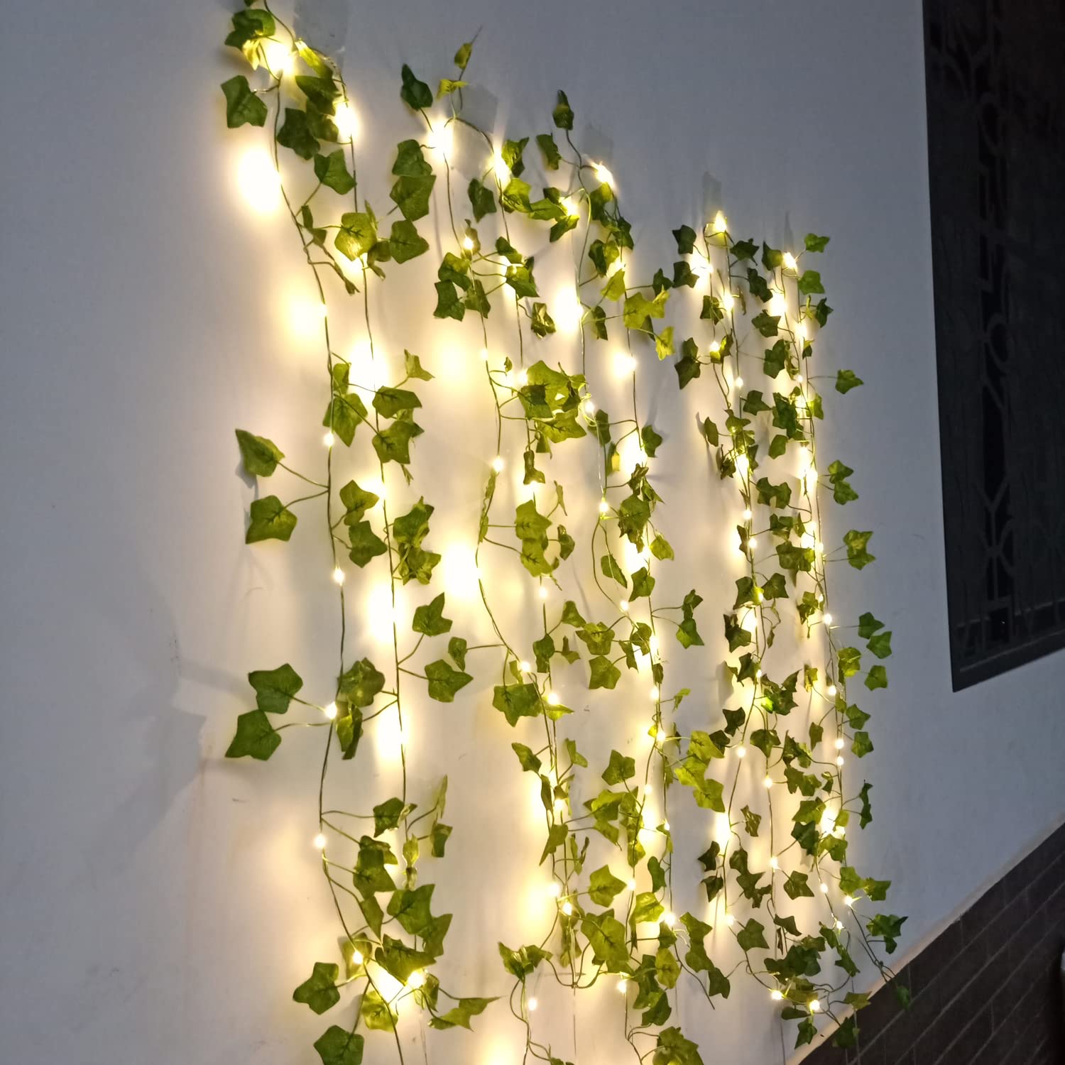 Maple Leaf Vine String Lights - 20 LED Battery Powered Fairy Lights for Home Decor, Room, Bedroom & Wall Decoration (6.5 FT, 1 Pack) - Perfect for Weddings, Parties, Garden & Indoor Cozy Atmosphere