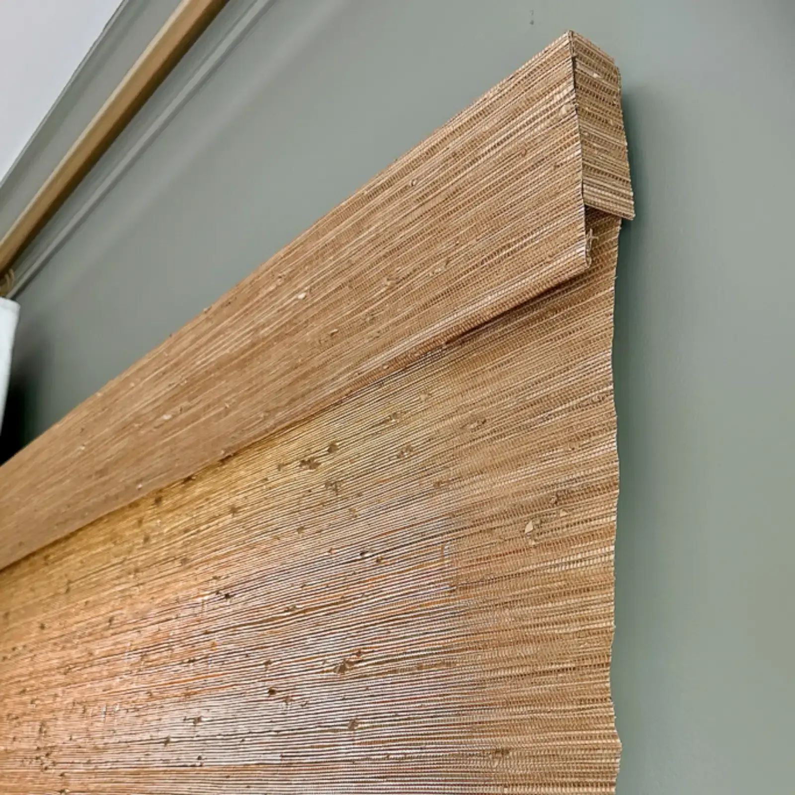 Natural Jute Bamboo Woven Window Shade - Eco-Friendly Room Darkening Blinds for Living Room & Bedroom - Sustainable Home Decor for Sun Protection & Privacy