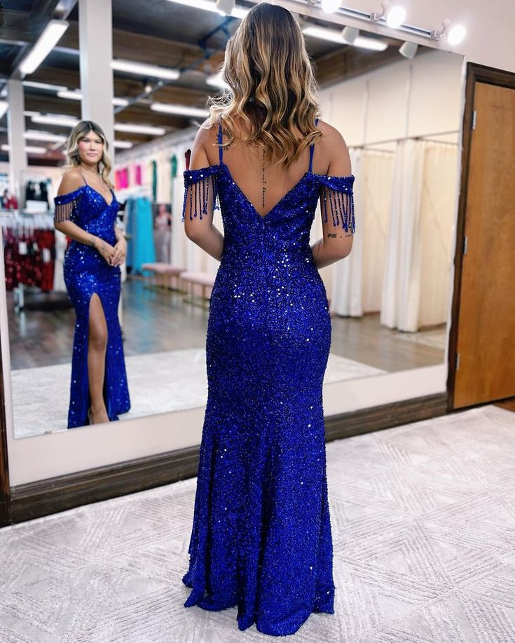 Royal Blue Off The Shoulder Mermaid Prom Dress with Sequins & High Slit - Elegant Long Formal Gown for Homecoming, Evening Parties & Special Occasions