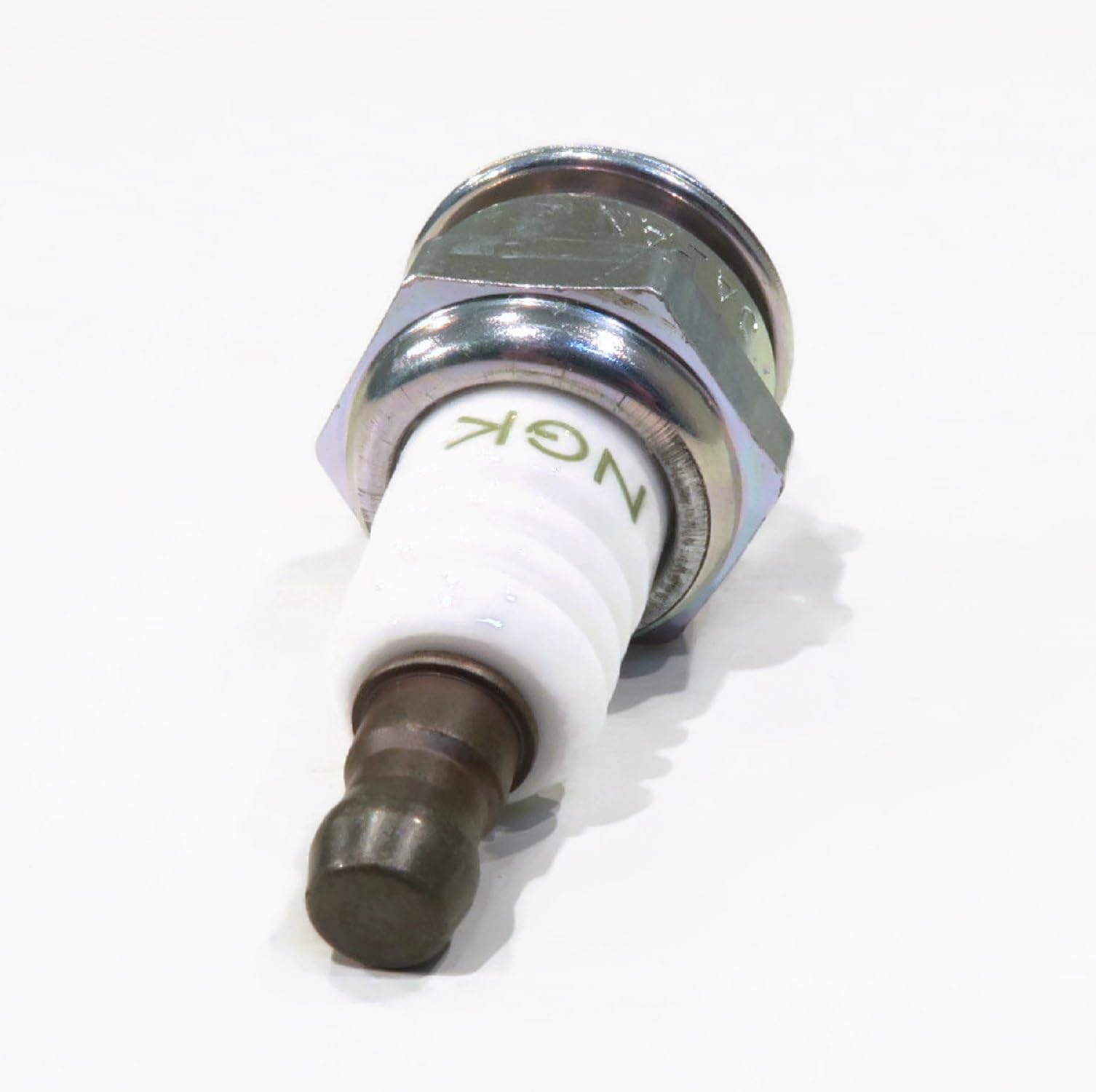 NGK (5574) BPM8Y Spark Plugs - 2 Pack, High Performance Copper Core for Cars, Trucks & SUVs - Perfect for Engine Tune-Ups & Maintenance