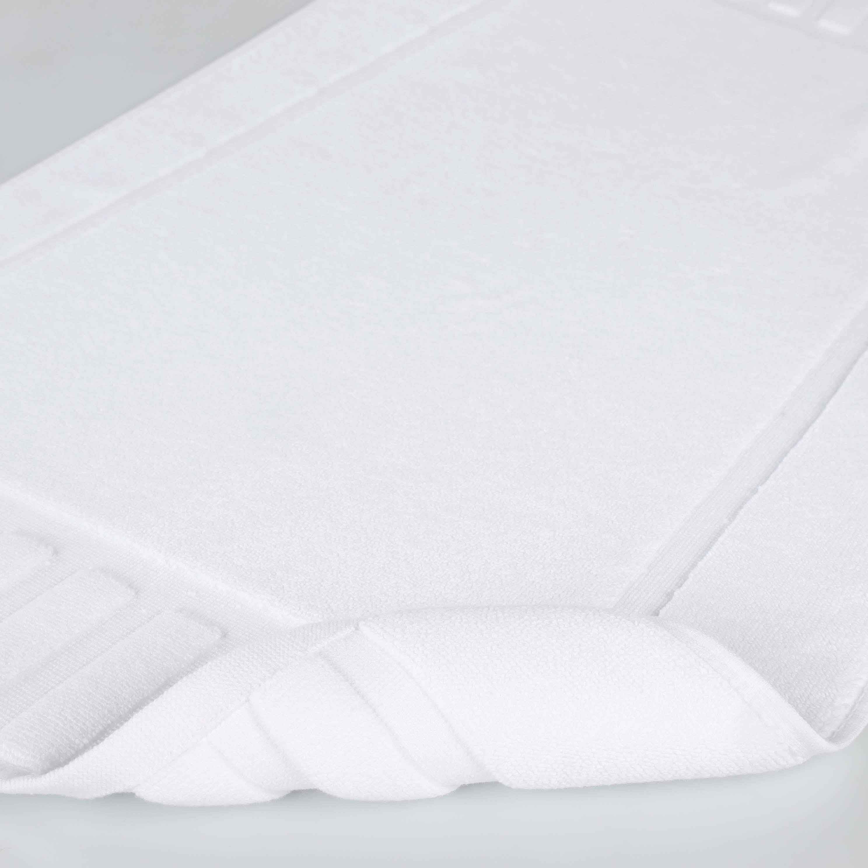 Premium Cotton Modern Geometric Border Absorbent Bath Mat Set of 2 - Non-Slip Soft Bathroom Rug for Bathroom Floor, Shower, Vanity Area - Home Decor Essentials