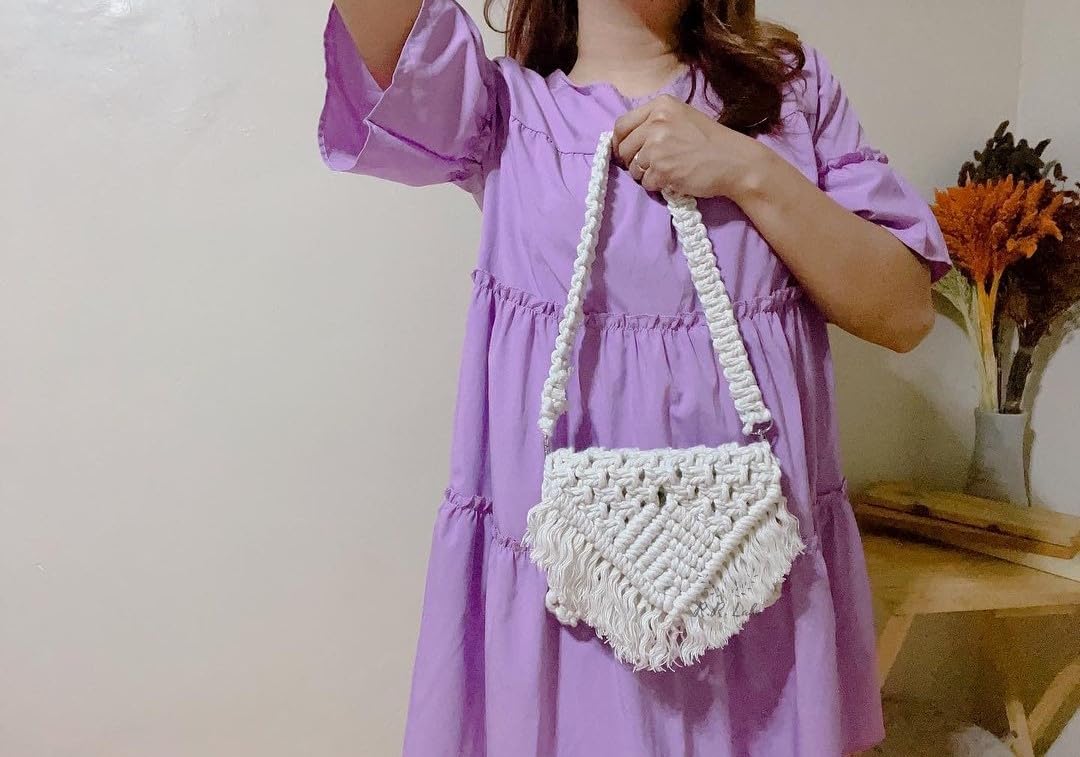 Handmade Macrame Clutch Bag - Boho Macrame Purse for Women, Merino Wool Shoulder Bag, 1 Piece in Off White | Perfect for Beach, Festival, and Boho Fashion Outfits