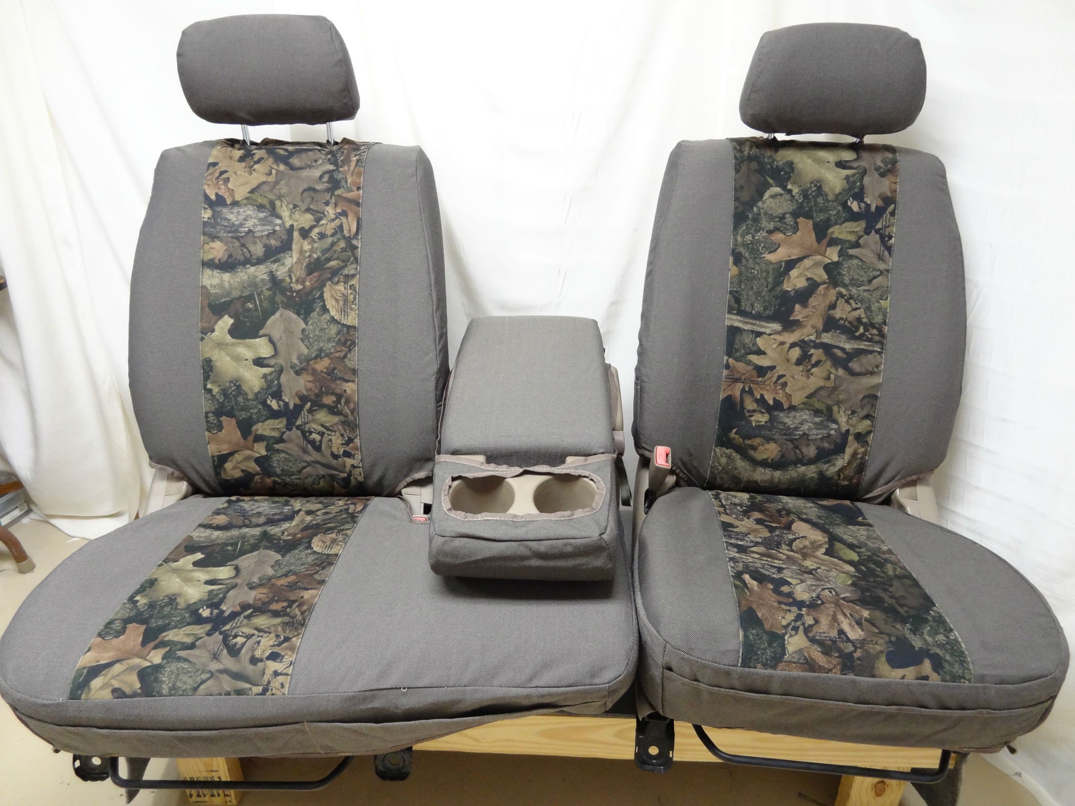Durafit Premium Seat Covers for 2000-2004 Toyota Tundra - Custom Fit 40/60 Bench Seat Protectors | Waterproof & Durable Car Accessories for Truck, Work & Outdoor Adventures