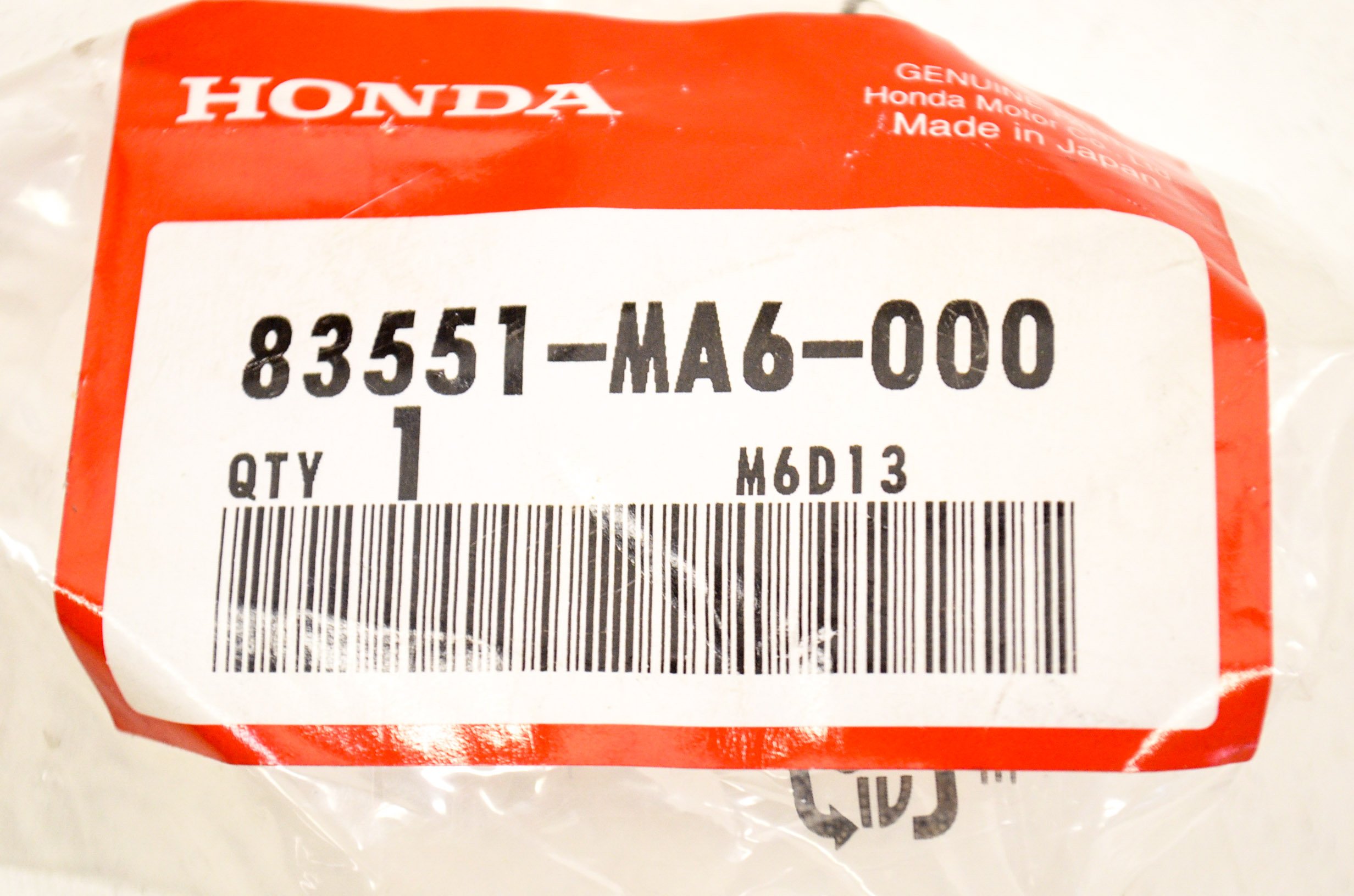 Honda 83551-MA6-000 Side Cover Grommet - Replacement Rubber Seal for Motorcycle Side Panels | Perfect for Honda Bike Maintenance & Repair