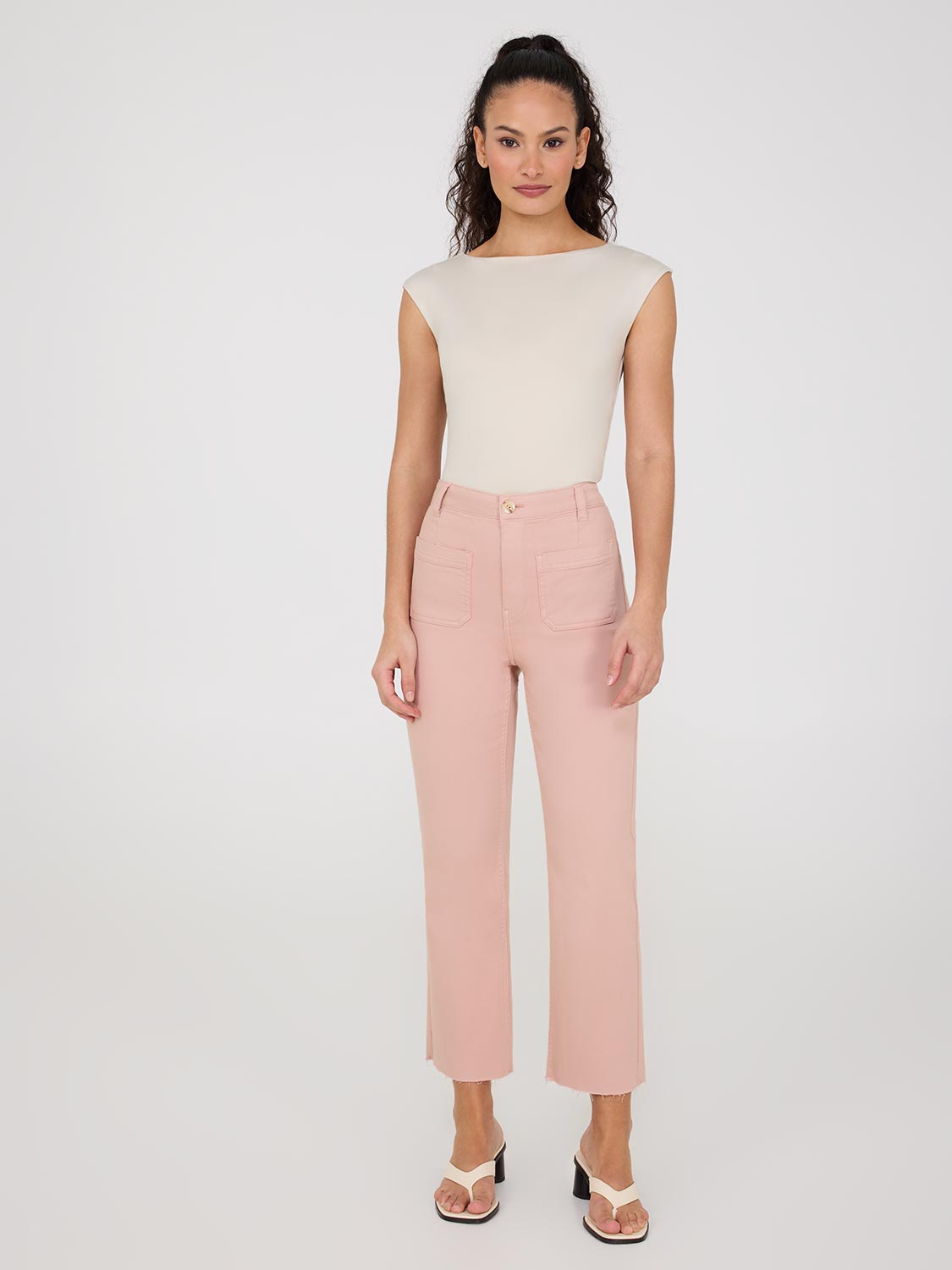 Raw Edge Cropped Straight Leg Jeans for Women - High Waist Distressed Denim Pants - Casual Streetwear & Everyday Wear