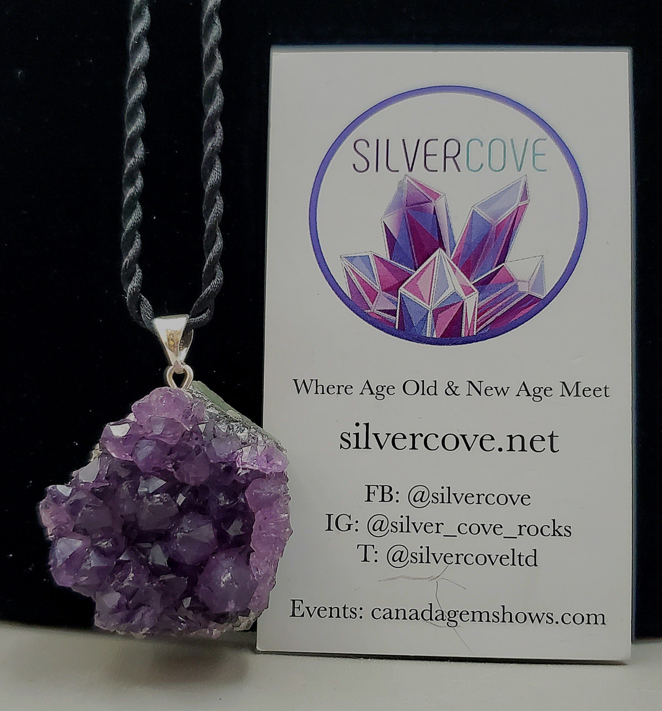 Natural Amethyst Crystal Cluster Pendant Necklace for Women - Healing Stone Jewelry for Meditation, Energy Cleansing & Spiritual Gifts